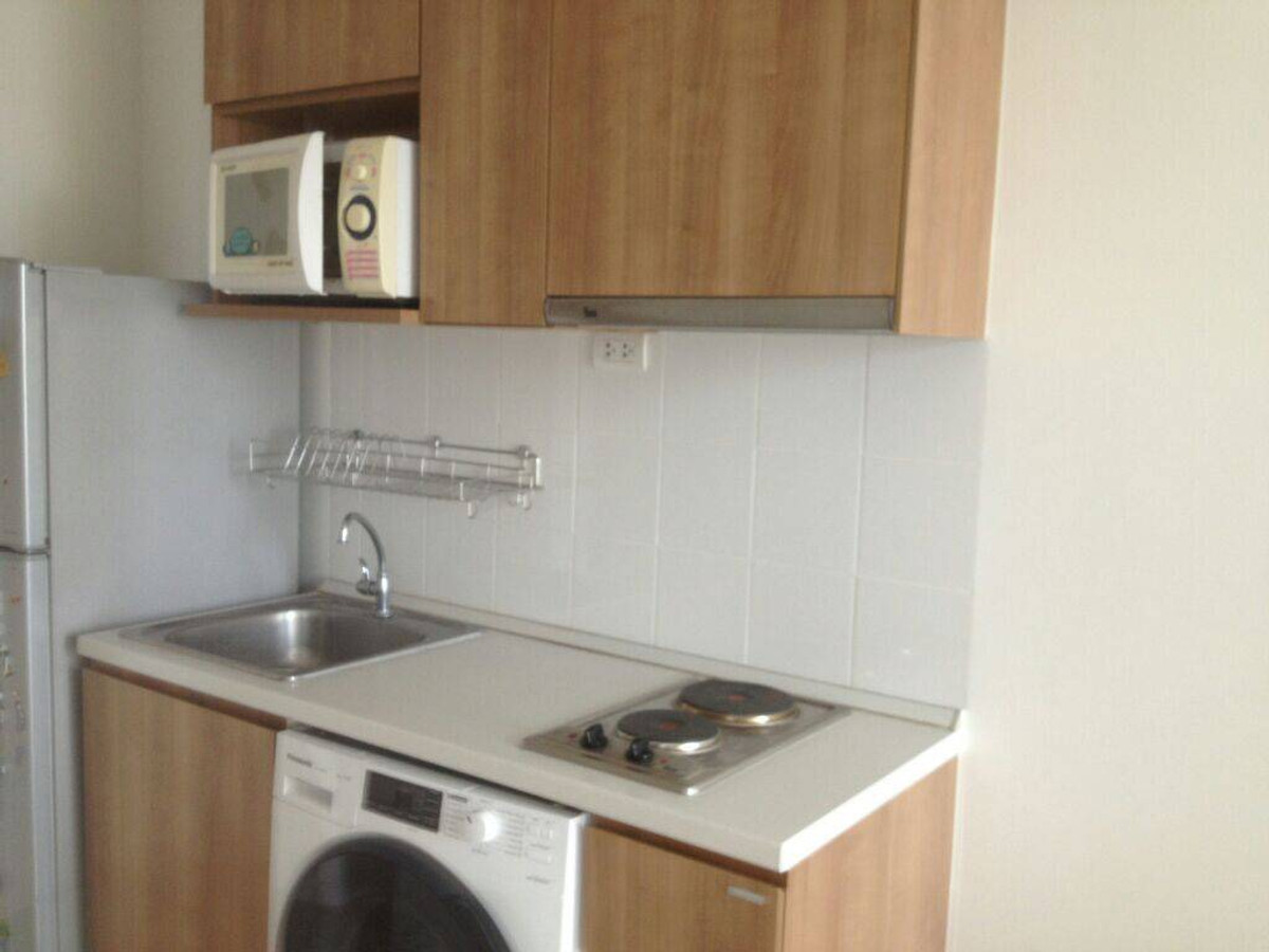 ให้เช่าคอนโดอ่อนนุช อุดมสุข : Ideo Mix 103 ห้องมุม เฟอร์ครบ พร้อมอยู่ ราคา 13000 บาท 