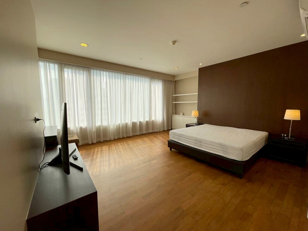 For RentCondoSukhumvit, Asoke, Thonglor : 3 bedrooms plus at Hampton Thonglor, Contact 062-496-6454