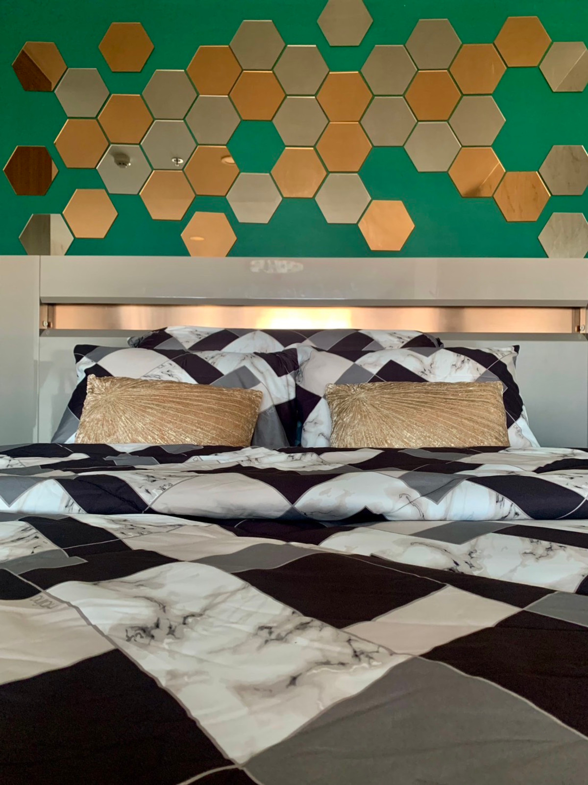 ขายคอนโดวิภาวดี ดอนเมือง หลักสี่ : ✨ พร้อมขายห้องสวย หายาก  KnightsBridge Phaholyothin–Interchange | Live–Work Luxury Duplex  