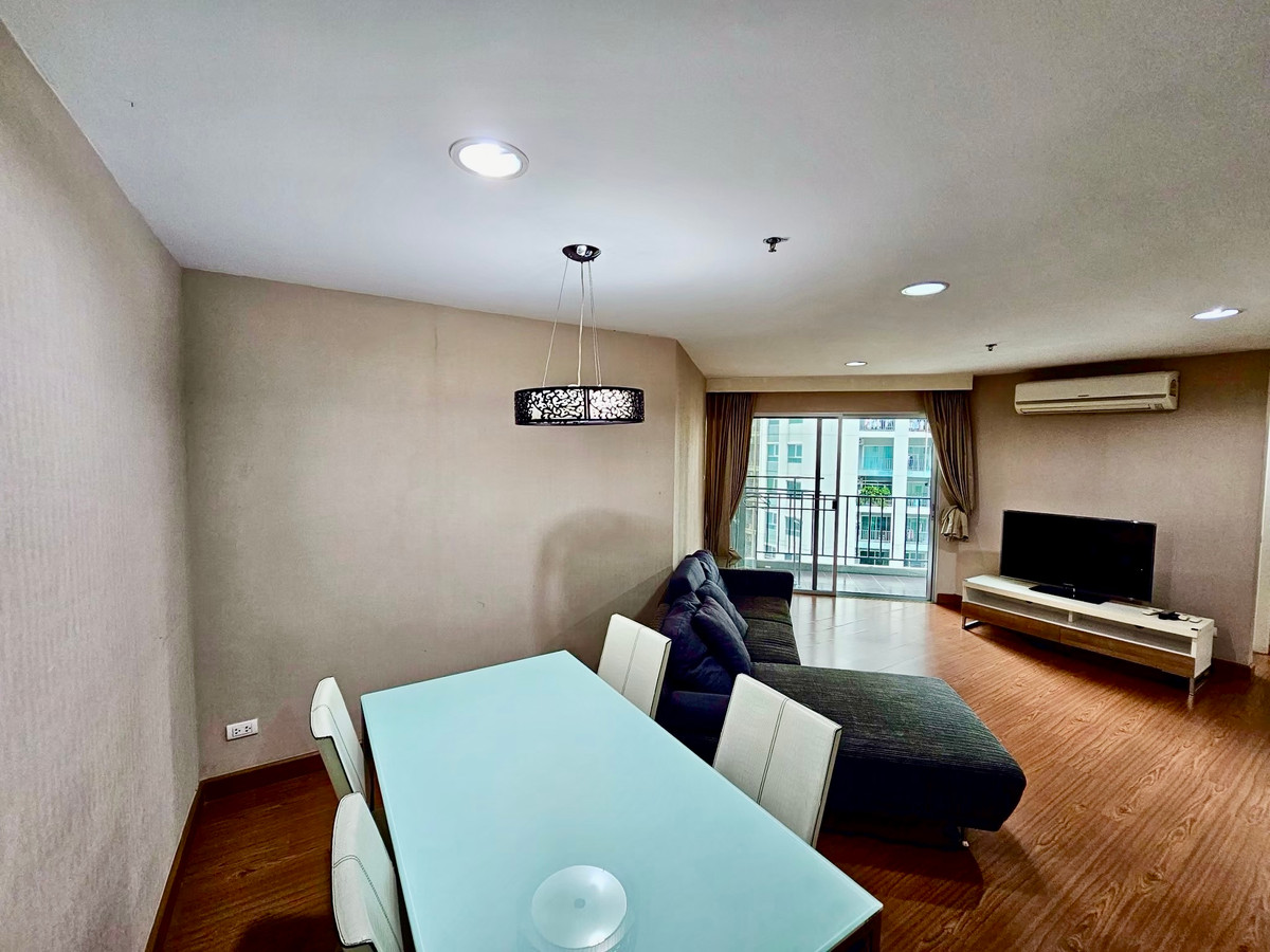 ขายคอนโดพระราม 9 เพชรบุรีตัดใหม่ RCA : ขายคอนโดหรู Belle Grand Rama 9 ห้องใหญ่ วิวสระ ทำเลใจกลางเมือง ใกล้ MRT พระราม 9