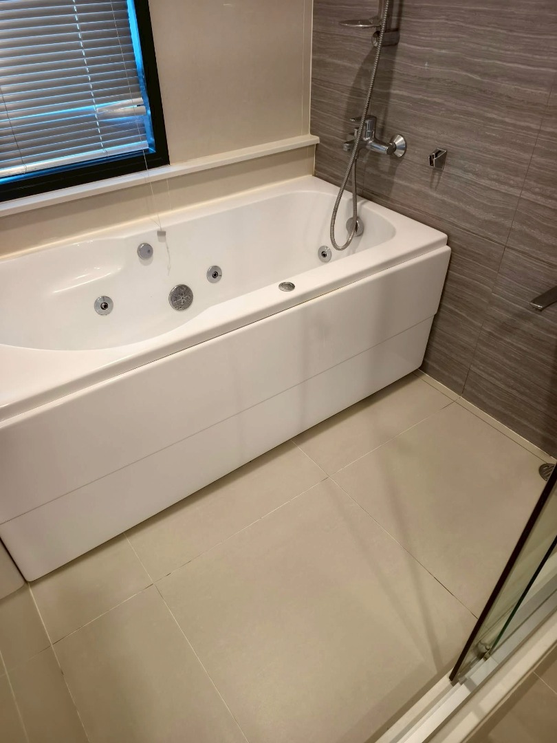 ขายคอนโดศรีราชา แหลมฉบัง บ้านบึง : 🔥ขายด่วน🔥ไนท์บริดจ์ ดิ โอเชี่ยน ศรีราชา ใกล้ม.เกษตรศาสตร์ ศรีราชา เฟอร์นิเจอร์ครบ พร้อมเข้าอยู่