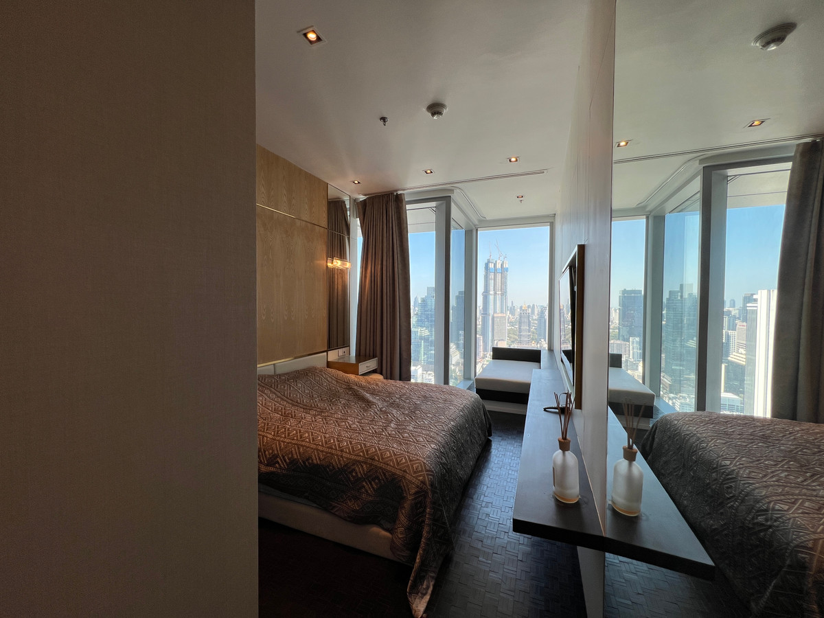 CondoSathorn, Narathiwat : 🏆✨ 4-Bedroom Penthouse at The Ritz-Carlton Residences Bangkok – 400,000 THB/month 🌆🔥