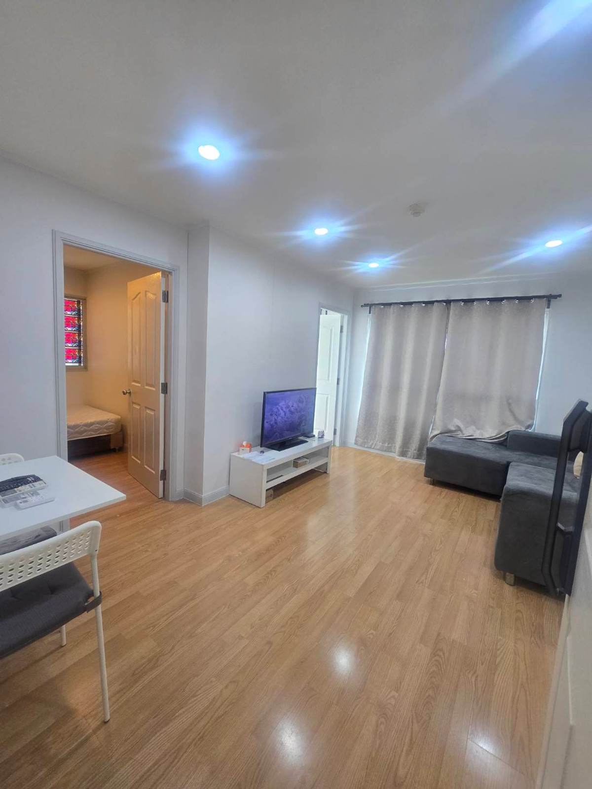 For RentCondoPattanakan, Srinakarin : For rent, 2 bedrooms, Condo Lumpini Ville Pattanakarn-New Phetchaburi.