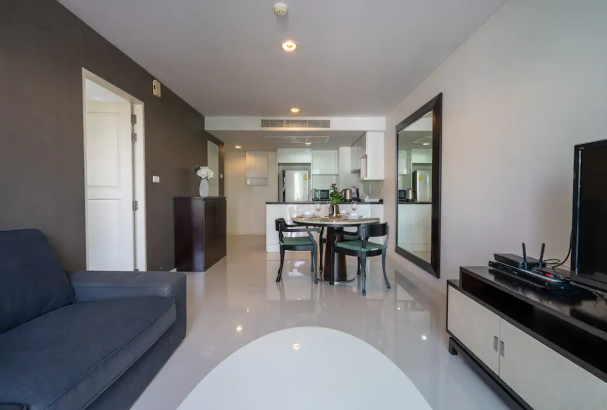 ขายคอนโดสุขุมวิท อโศก ทองหล่อ : 🏙 ขายคอนโดหรู ใจกลางสุขุมวิท Pearl Residence Sukhumvit 24 (เพิร์ล เรสซิเดนซ์ สุขุมวิท 24)