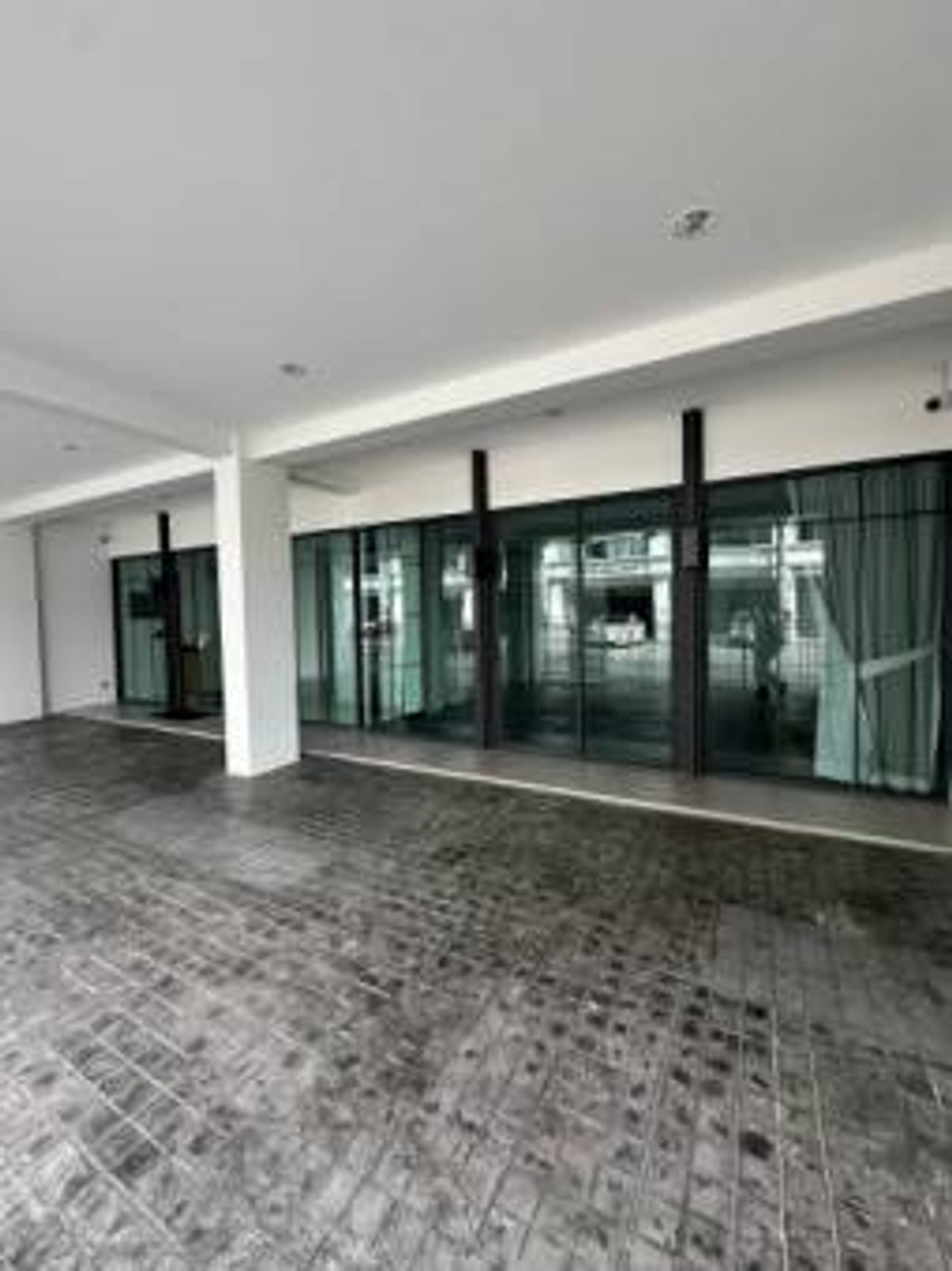 ให้เช่าสำนักงานอ่อนนุช อุดมสุข : ให้เช่า Home Office หรู 4.5 ชั้น โครงการ The Master อ่อนนุช–พัฒนาการ