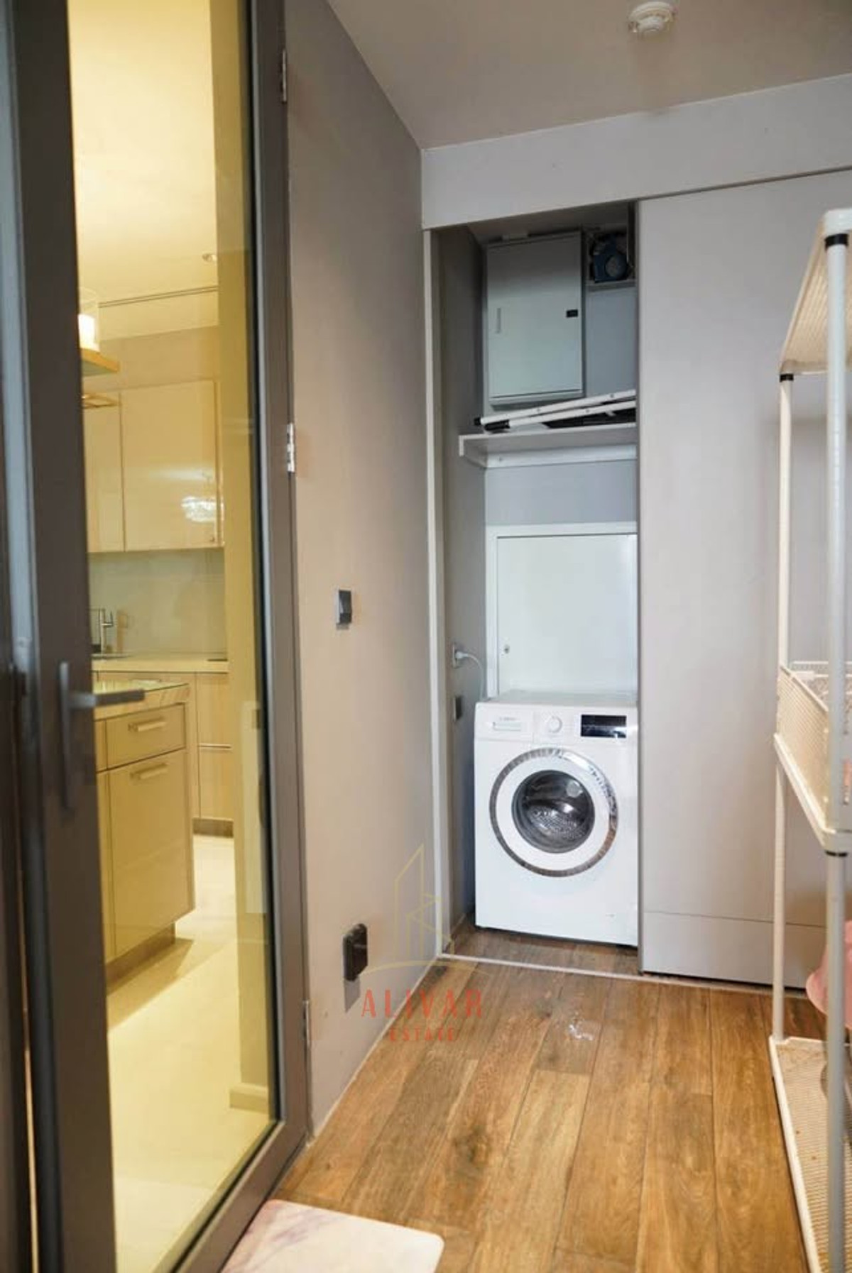 For RentCondoSukhumvit, Asoke, Thonglor : RC010926 Condo for rent at KRAAM Sukhumvit 26 near BTS Phrom Phong.