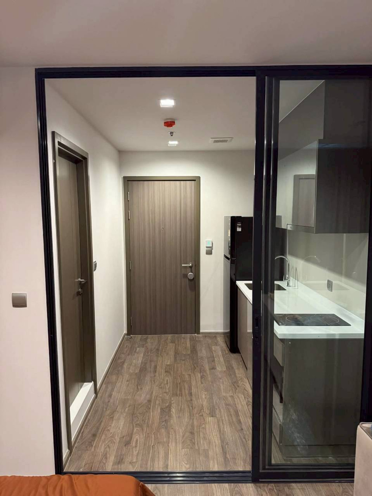 ให้เช่าคอนโดลาดพร้าว เซ็นทรัลลาดพร้าว : ✅ LVY127 ✅ Line : @p2nproperty