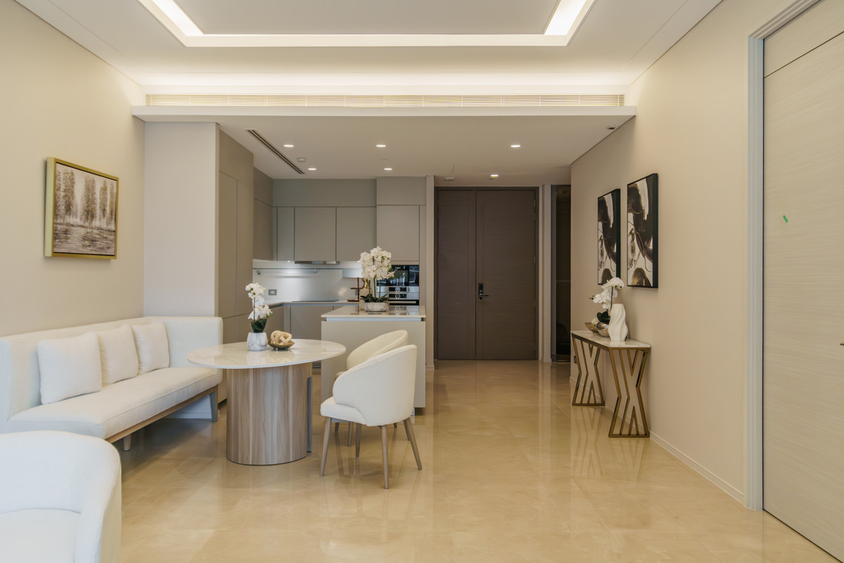 CondoWitthayu, Chidlom, Langsuan, Ploenchit : ✨Ultra Luxury Branded Residence by Kempinski Spacious 2-Bedroom Unit with Full Services Live like a 5-Star Hotel in the Heart of Bangkok