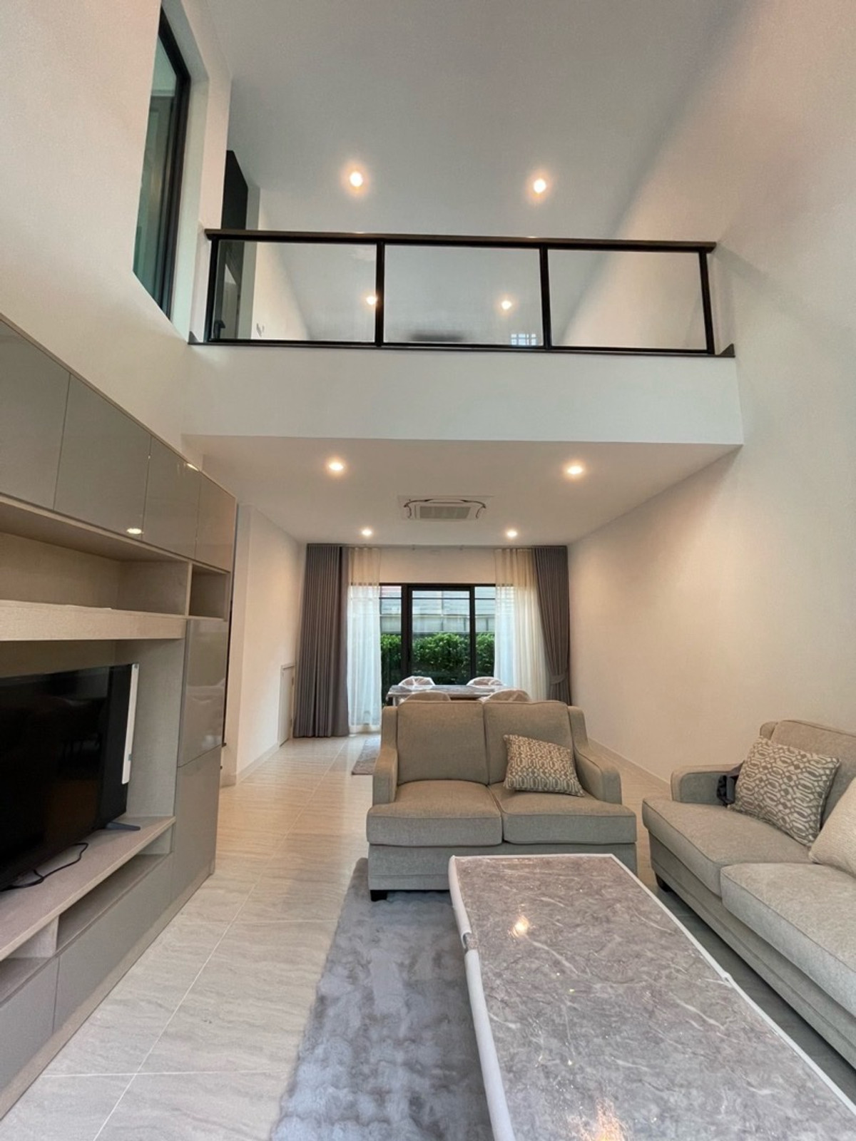 For RentTownhomeKasetsart, Ratchayothin : Single house for rent Baan Klang Muang Classe Ratchayothin (ClasseRatchayothin), new house, never lived in.