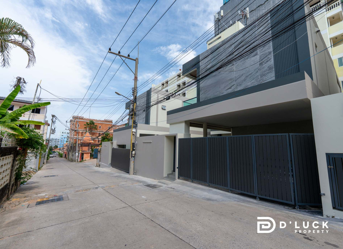 ขายพัทยา บางแสน ชลบุรี สัตหีบ : ขายบ้านพูลวิลล่าพัทยา น่าลงทุน ปล่อยเช่ารายวัน