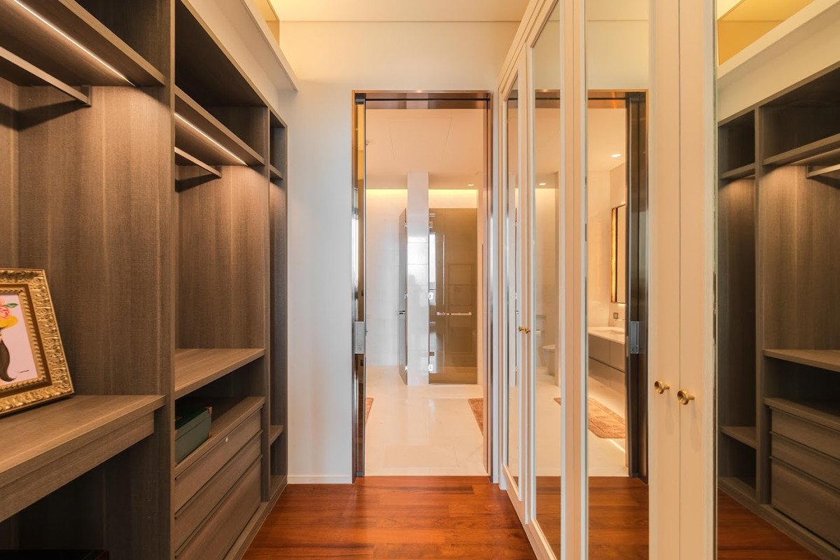 คอนโดวิทยุ ชิดลม หลังสวน : ✨ขาย/ให้เช่าเพนท์เฮาส์สุดหรูพร้อมสระว่ายน้ำบนระเบียงส่วนตัว The Residences at Sindhorn Kempinski 4 ห้องนอน พื้นที่ใหญ่ เฟอร์นิเจอร์ครบ ระเบียงใหญ่ วิวสวย ใกล้ BTS ราชดำริ