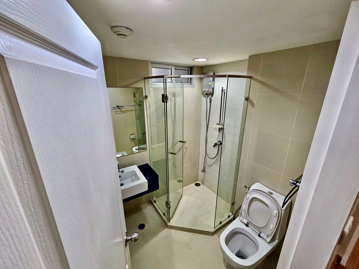 ขายคอนโดพระราม 9 เพชรบุรีตัดใหม่ RCA : ขายคอนโดหรู Belle Grand Rama 9 ห้องใหญ่ วิวสระ ทำเลใจกลางเมือง ใกล้ MRT พระราม 9