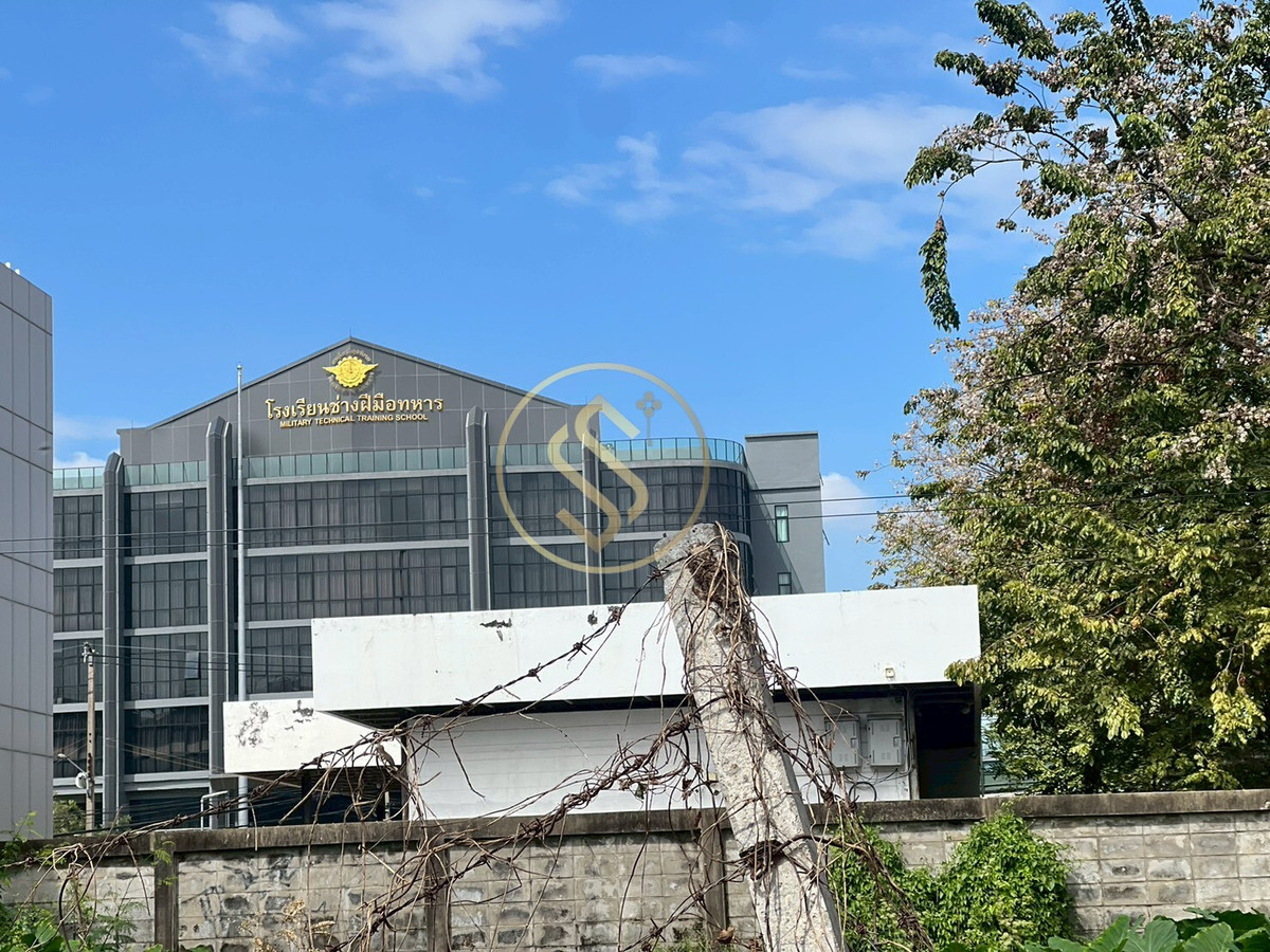 ให้เช่าที่ดินสะพานควาย จตุจักร : ให้เช่าที่ดินในซอยอาลาดิน พหลโยธิน30 ใกล้ บีทีเอสรัชโยธิน 198 ตารางวา 35,000 บาท