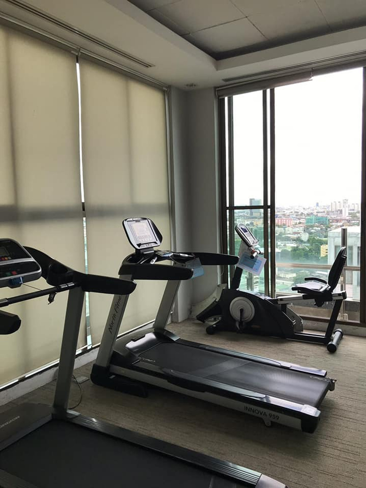 ให้เช่าคอนโดอ่อนนุช อุดมสุข : Ideo Mix 103 ห้องมุม เฟอร์ครบ พร้อมอยู่ ราคา 13000 บาท 