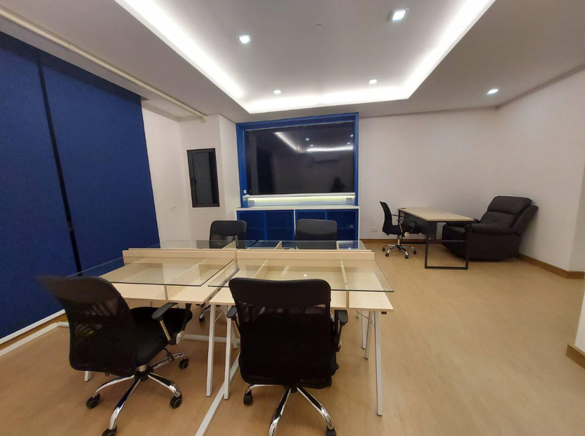 ให้เช่าโฮมออฟฟิศปทุมธานี รังสิต ธรรมศาสตร์ : ปล่อยเช่า 🏬 ทาวน์โฮม 3.5 ชั้น หลังตรงกลาง ด้านหน้าหมู่บ้าน พาทิโอ พหลโยธิน – วิภาวดี, 🛌 3 ห้องนอน 🛁 2 ห้องน้ำ 🚝 ใกล้ MRT สายสีแดง ใกล้เซียร์รังสิต