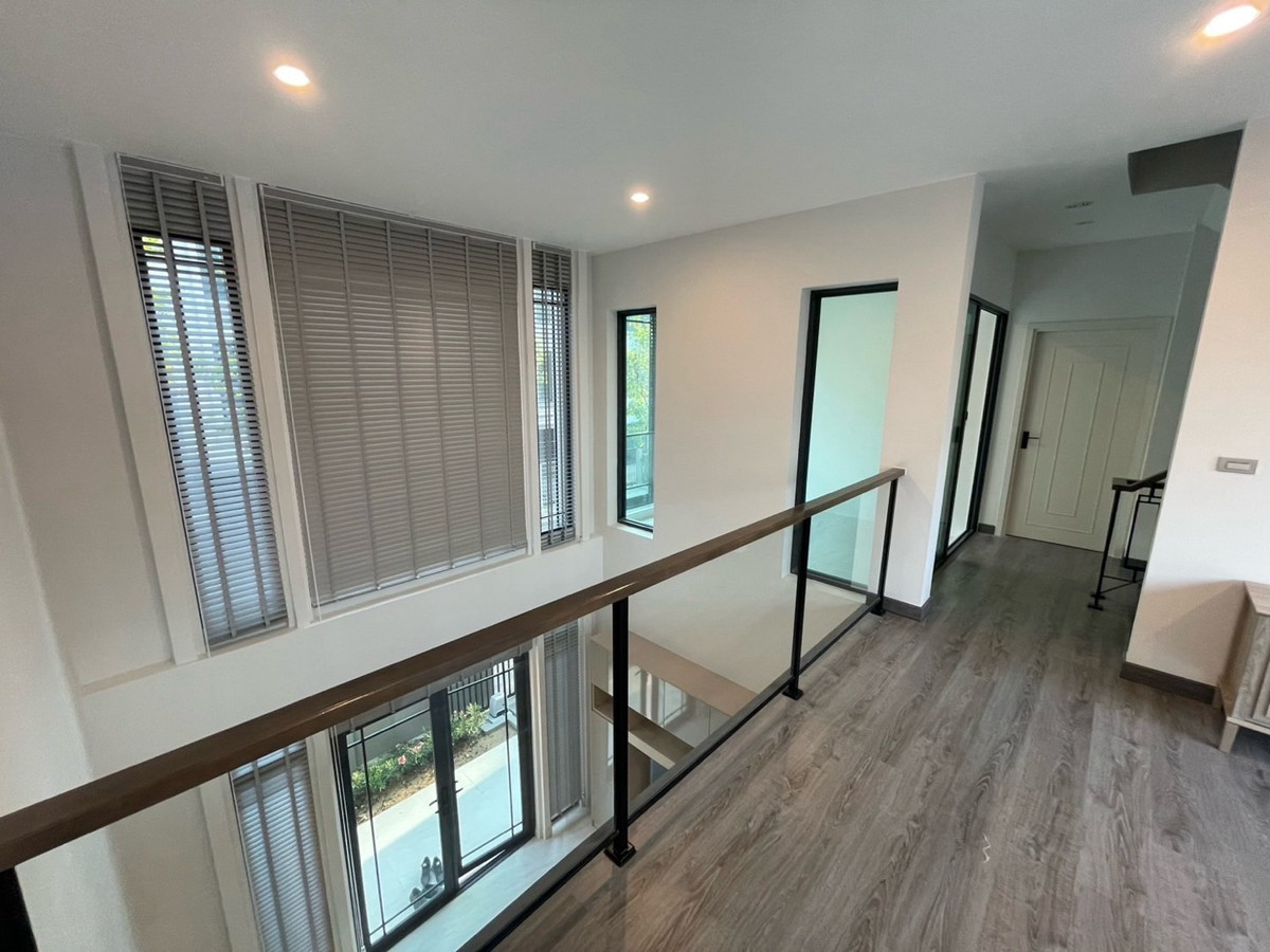 For RentTownhomeKasetsart, Ratchayothin : Single house for rent Baan Klang Muang Classe Ratchayothin (ClasseRatchayothin), new house, never lived in.