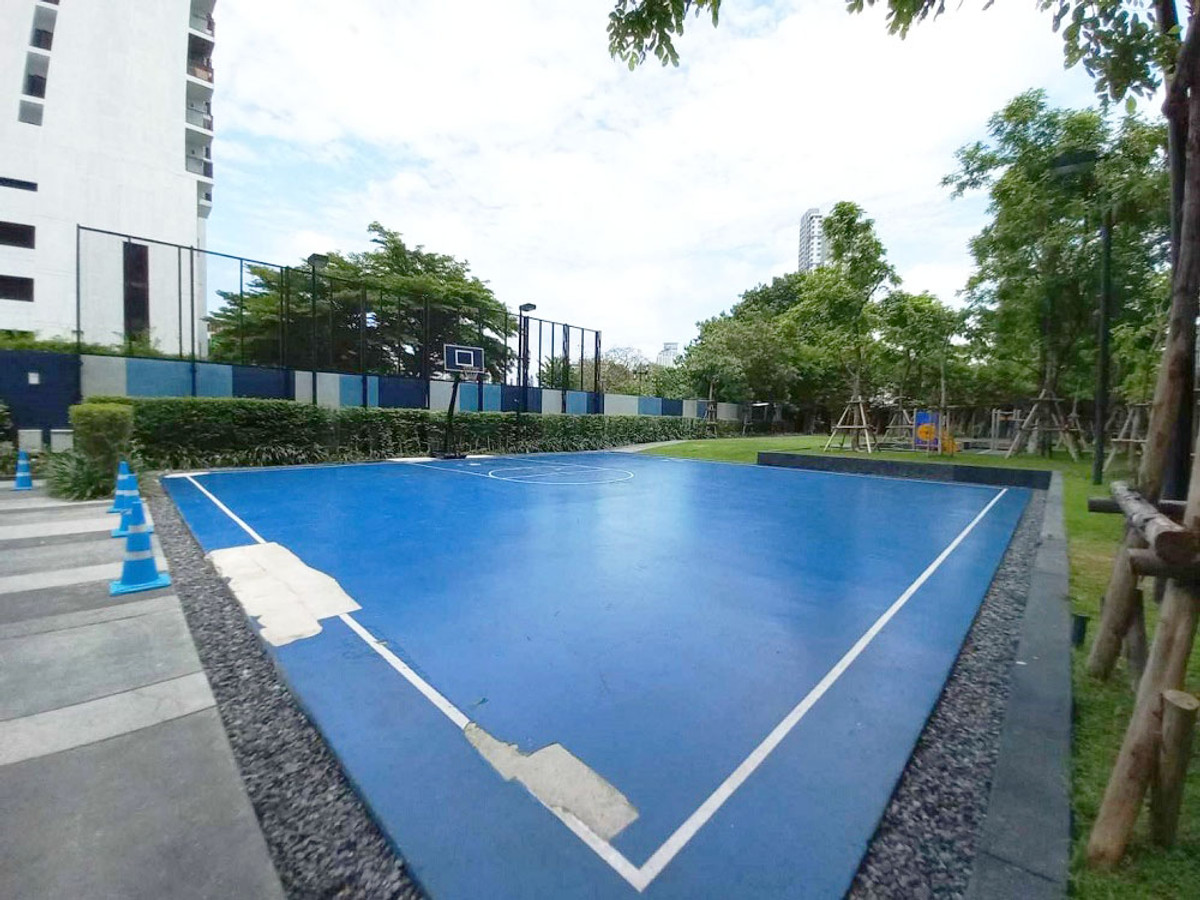 For RentCondoOnnut, Udomsuk : The Base Sukhumvit 77 fully furnished (near BTS On-nut, Big-C Onnut, Habito Mall, Bangkok Prep School Sukhumvit 77, Expressway)