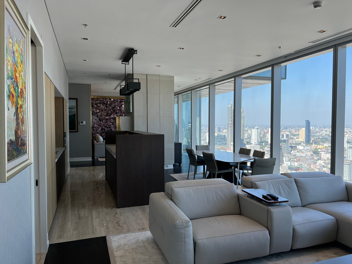 CondoSathorn, Narathiwat : 🏆✨ 4-Bedroom Penthouse at The Ritz-Carlton Residences Bangkok – 400,000 THB/month 🌆🔥