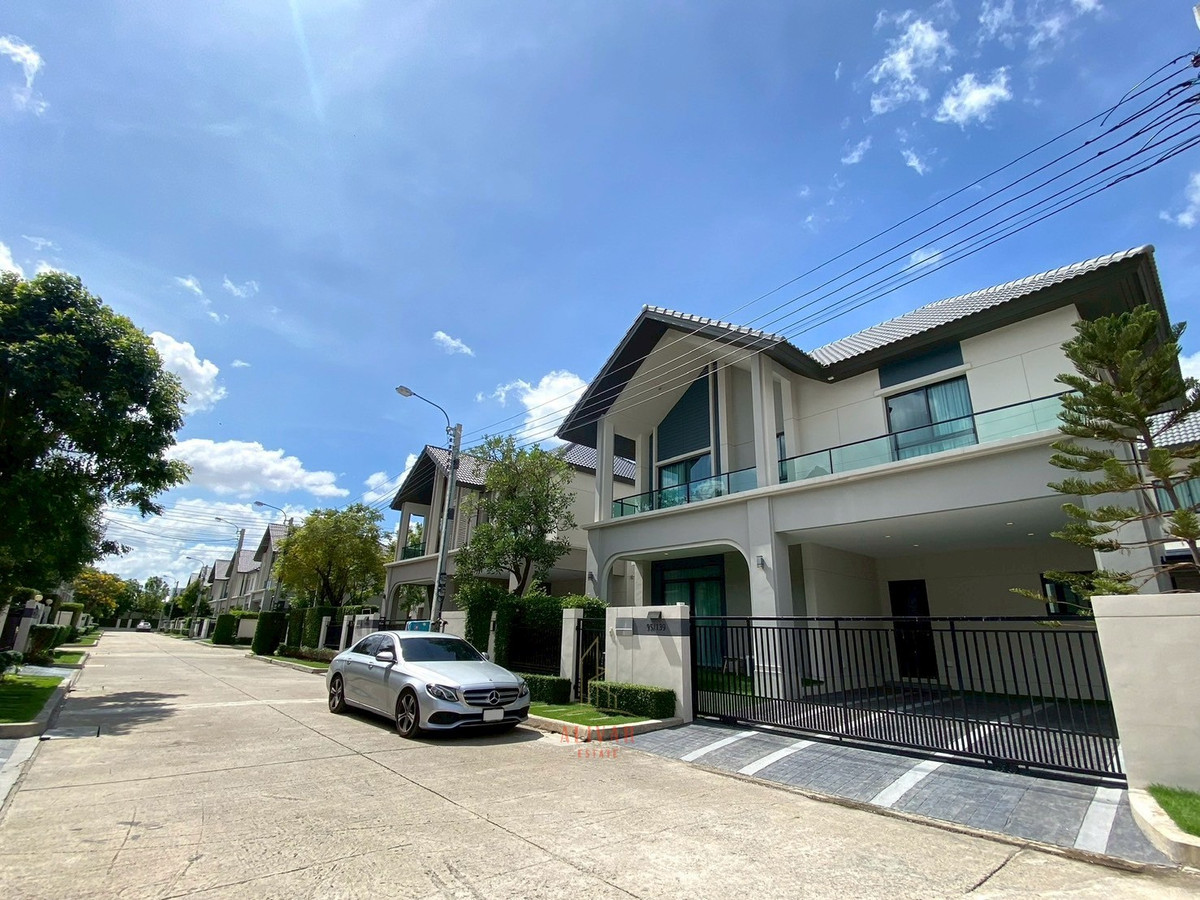 ให้เช่าบ้านบางนา แบริ่ง ลาซาล : RH010426 ให้เช่า บ้านเดี่ยว 2 ชั้น 3 ห้องนอน at Bangkok Boulevard บางนา-ศรีนครินทร์ ใกล้ Mega Bangna