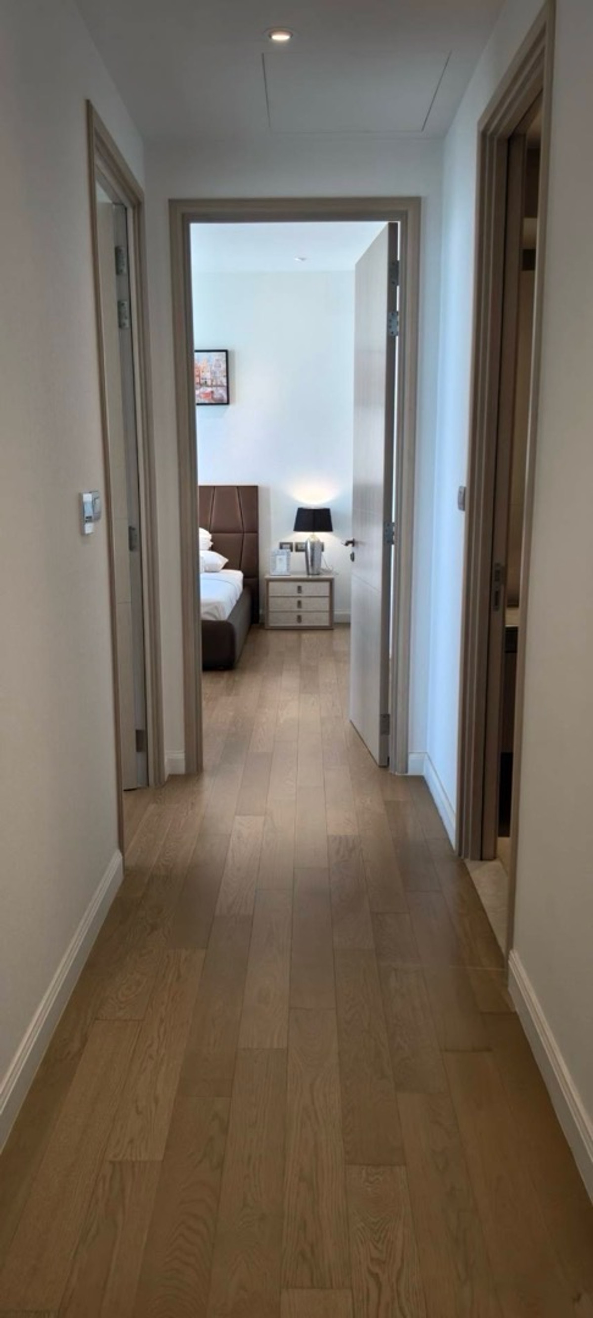 For RentCondoWongwianyai, Charoennakor : Luxury condo for rent, river view, Magnolias Waterfront Residences, floors 40-50, panoramic river view, size 95 sq m, 2 bedrooms, 2 bathrooms, price 135,000 baht.