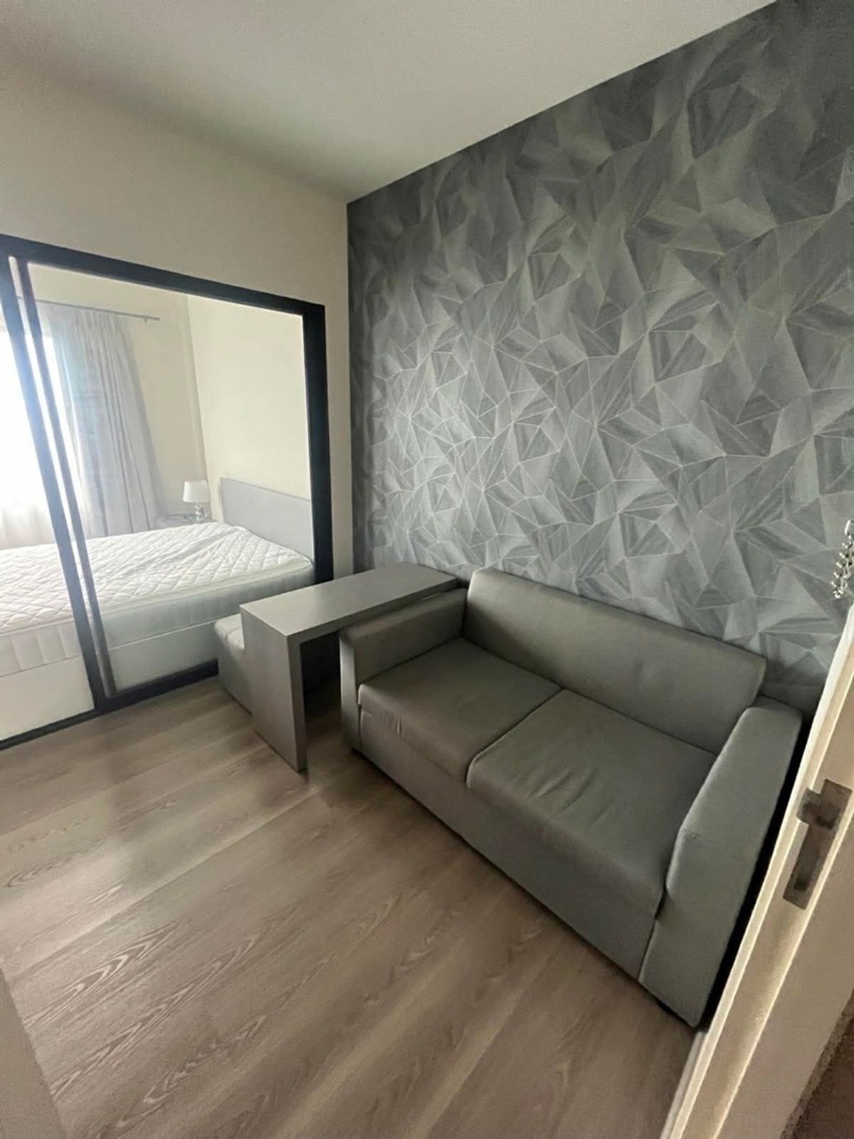 For RentCondoThaphra, Talat Phlu, Wutthakat : Urgent for rent Aspire Sathorn - Taksin 10K