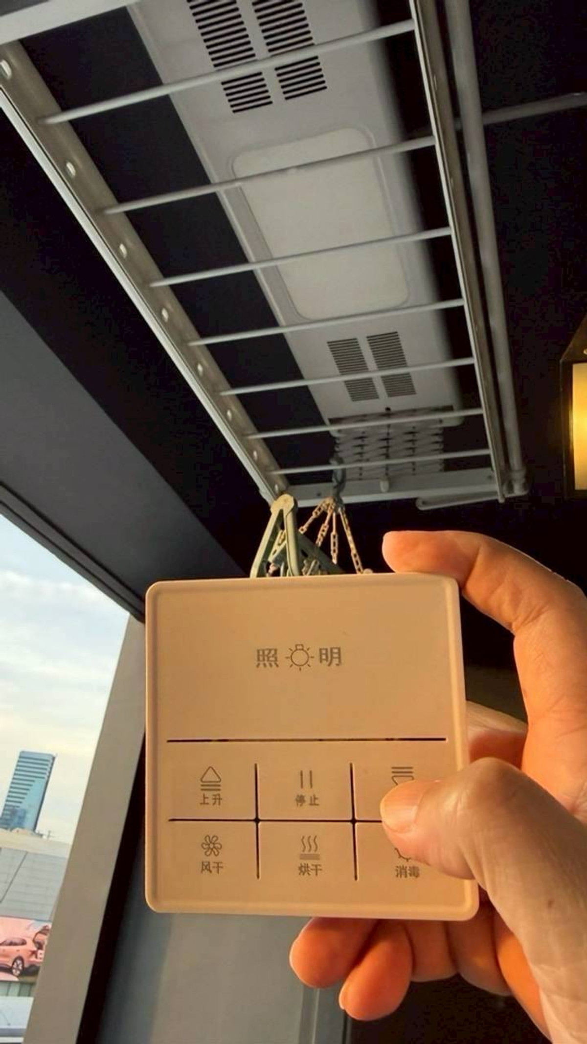 ให้เช่าคอนโดลาดพร้าว เซ็นทรัลลาดพร้าว : ✅ LVY121 ✅ Line : @p2nproperty