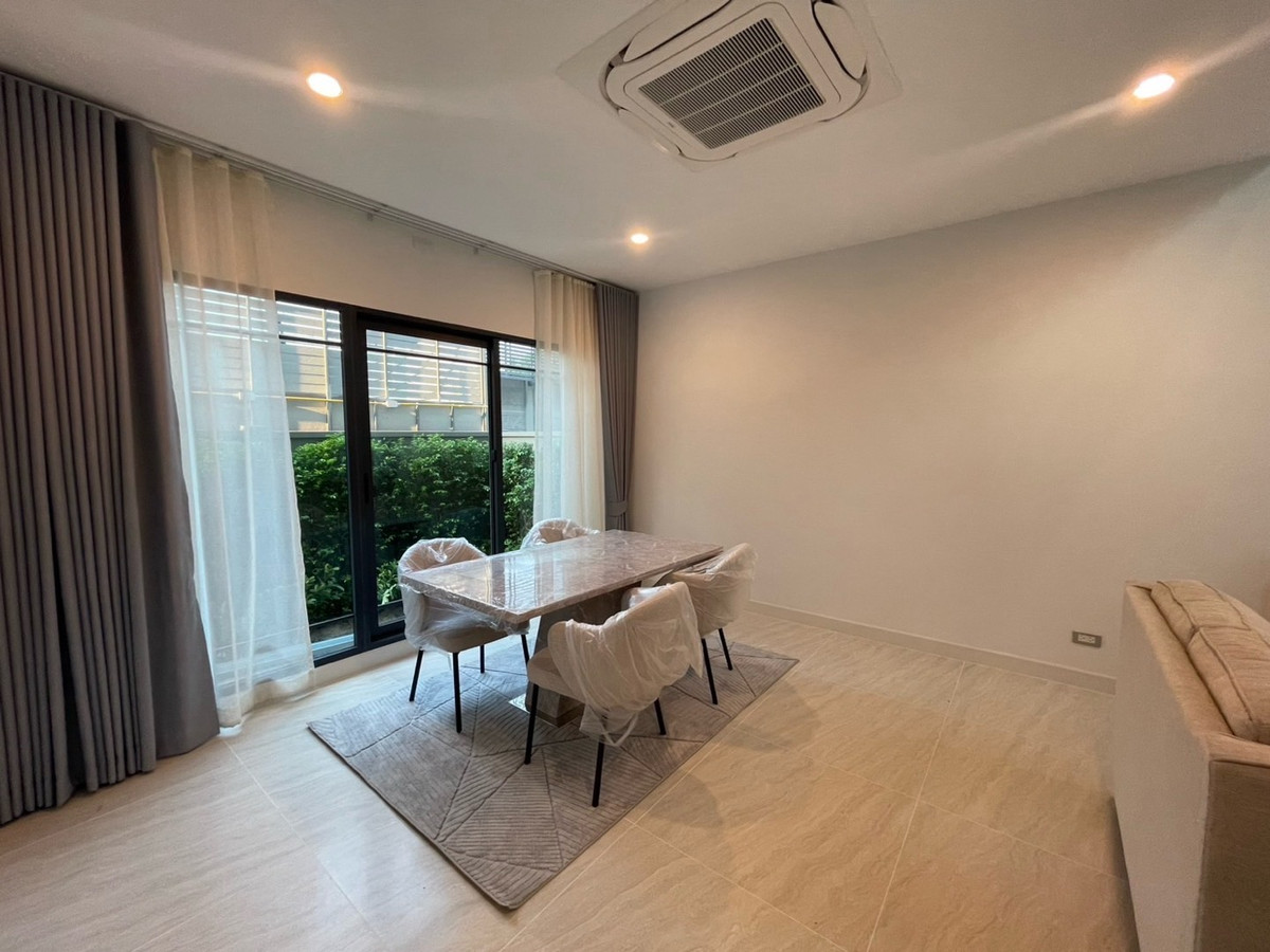 For RentTownhomeKasetsart, Ratchayothin : Single house for rent Baan Klang Muang Classe Ratchayothin (ClasseRatchayothin), new house, never lived in.