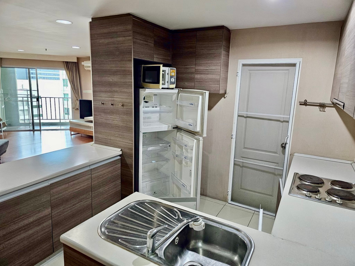 ขายคอนโดพระราม 9 เพชรบุรีตัดใหม่ RCA : ขายคอนโดหรู Belle Grand Rama 9 ห้องใหญ่ วิวสระ ทำเลใจกลางเมือง ใกล้ MRT พระราม 9