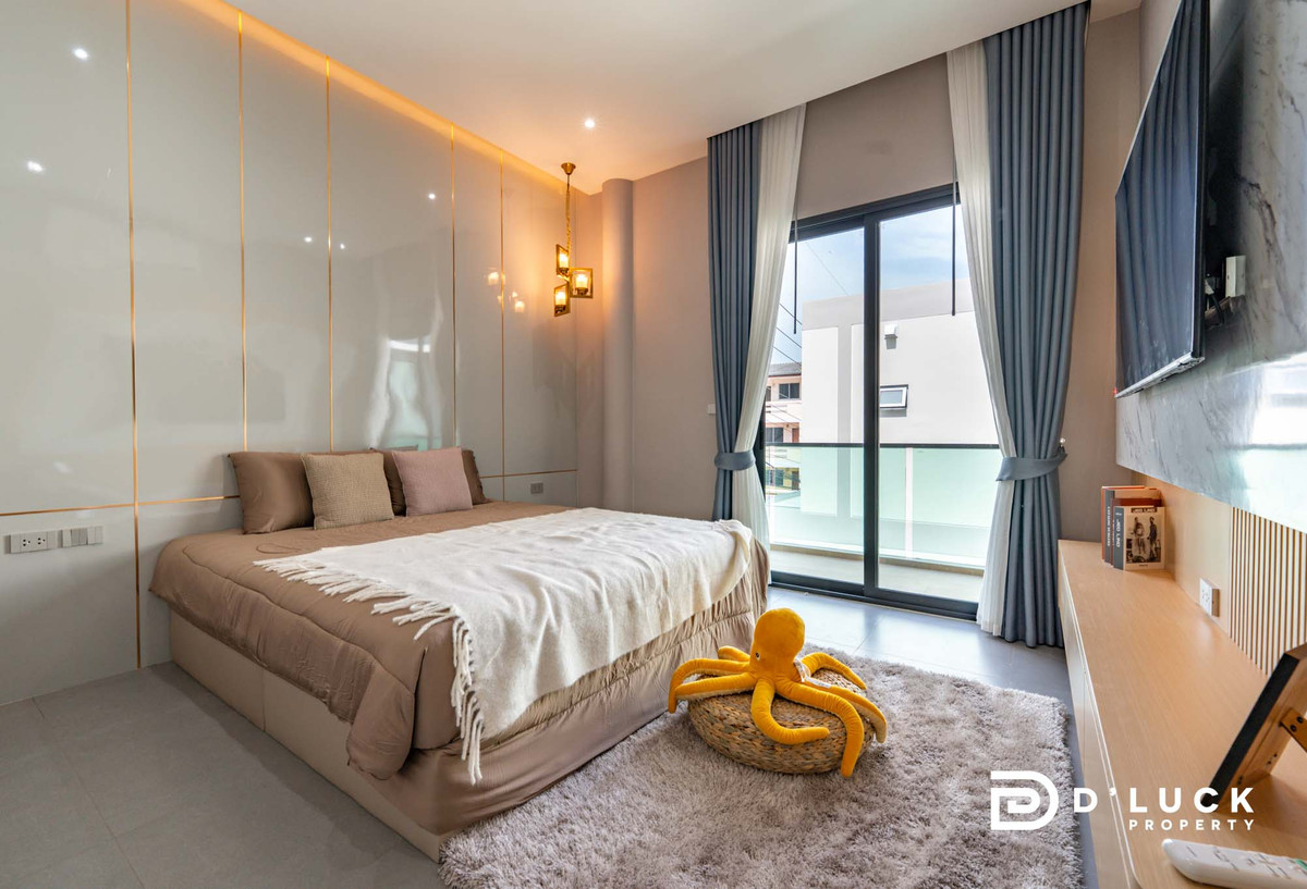 ขายพัทยา บางแสน ชลบุรี สัตหีบ : ขายบ้านพูลวิลล่าพัทยา น่าลงทุน ปล่อยเช่ารายวัน