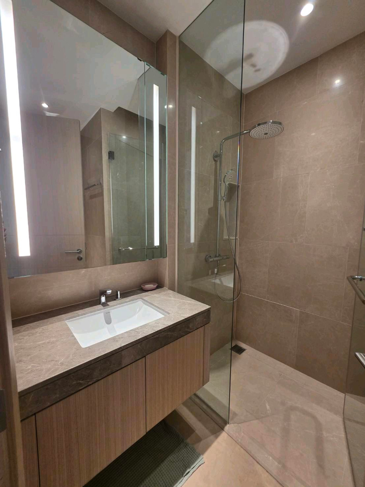 For RentCondoWongwianyai, Charoennakor : 🔥🔥🔥Magnolia Waterfront Residences | 48th Floor, River View💰💰💰