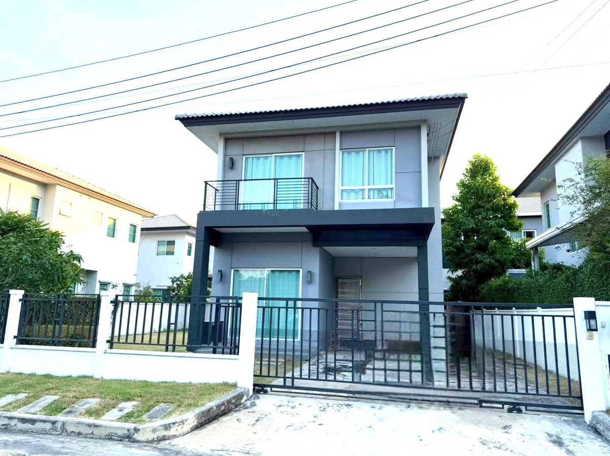 ให้เช่าบ้านนวมินทร์ รามอินทรา : ให้เช่า บ้านเดี่ยว 2 ชั้น หมู่บ้าน เซนโทร วัชรพล ถนนสุขาภิบาล 5 พื้นที่ 62.4 ตรว. 4 ห้องนอน 3 ห้องน้ำ พร้อมอยู่