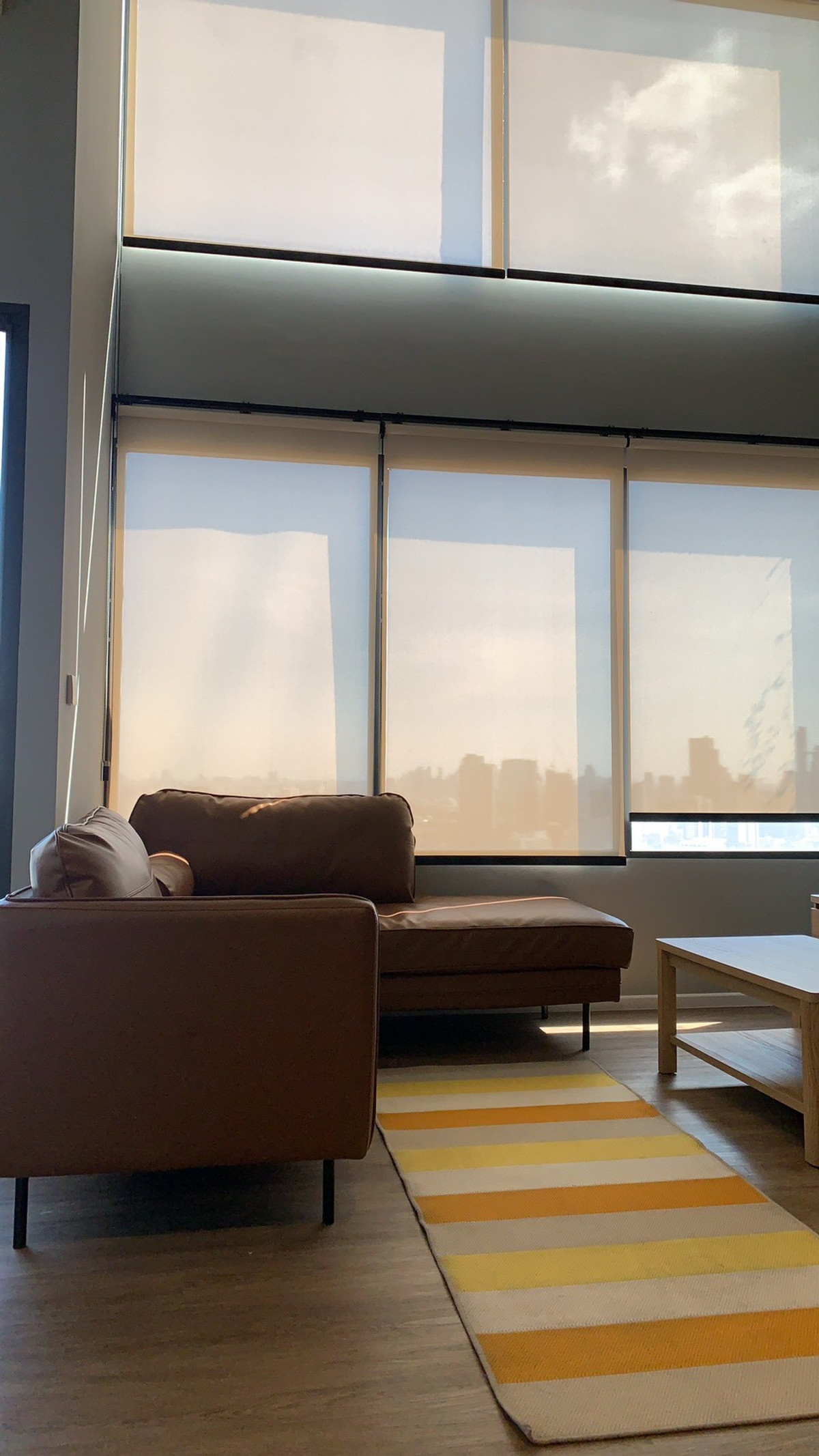 For RentCondoRama9, Petchburi, RCA : Condo for rent, Landmark @MRTA Station (Siamese Rama 9), Building C, 23rd floor, area 53 Sqm, room type 2BD (2 bedrooms, 2 bathrooms), furniture, complete electrical appliances. Just carry your bags and move in. Rent 40,000 baht/month.