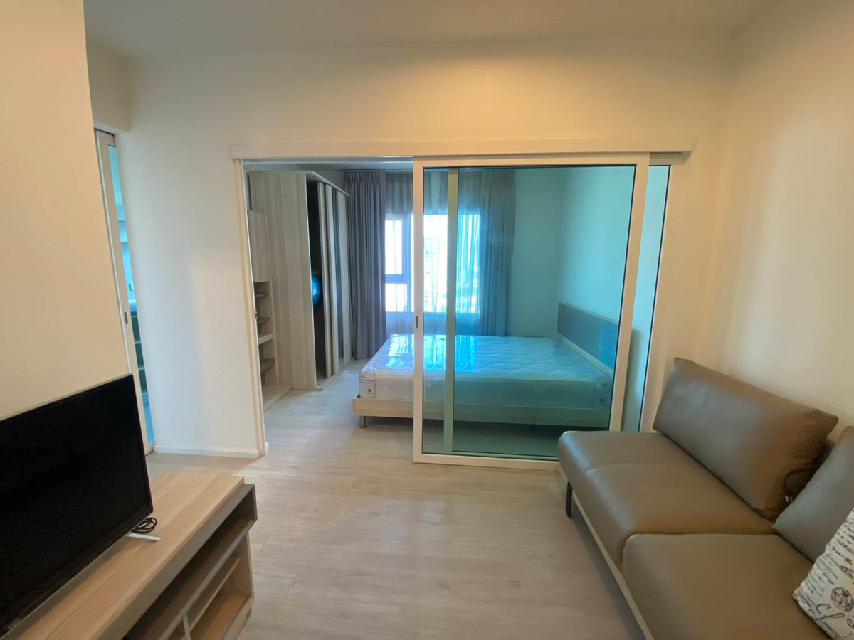 For RentCondoThaphra, Talat Phlu, Wutthakat : Aspire Sathorn Tha Phra, next to BTS Talat Phlu, 1 bedroom, available and ready for rent, only 11k!!!