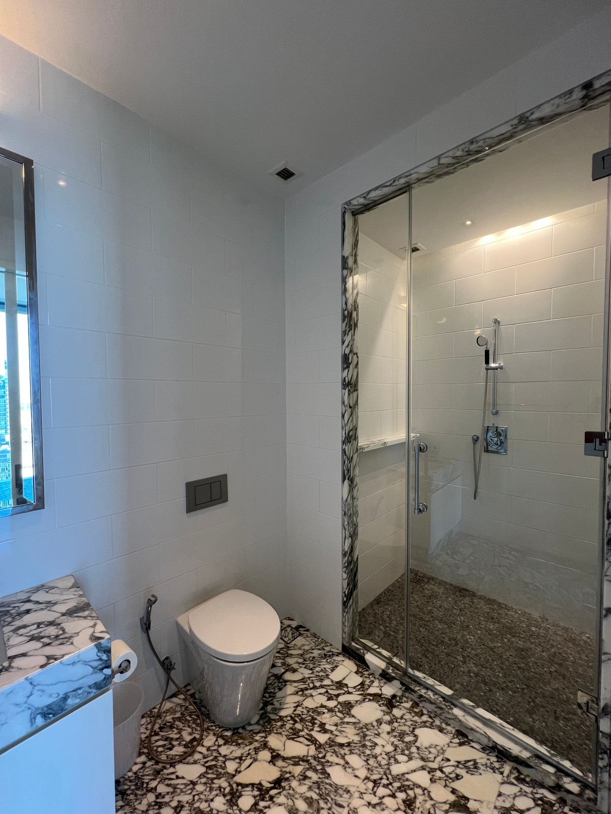 CondoSathorn, Narathiwat : 🏆✨ 4-Bedroom Penthouse at The Ritz-Carlton Residences Bangkok – 400,000 THB/month 🌆🔥