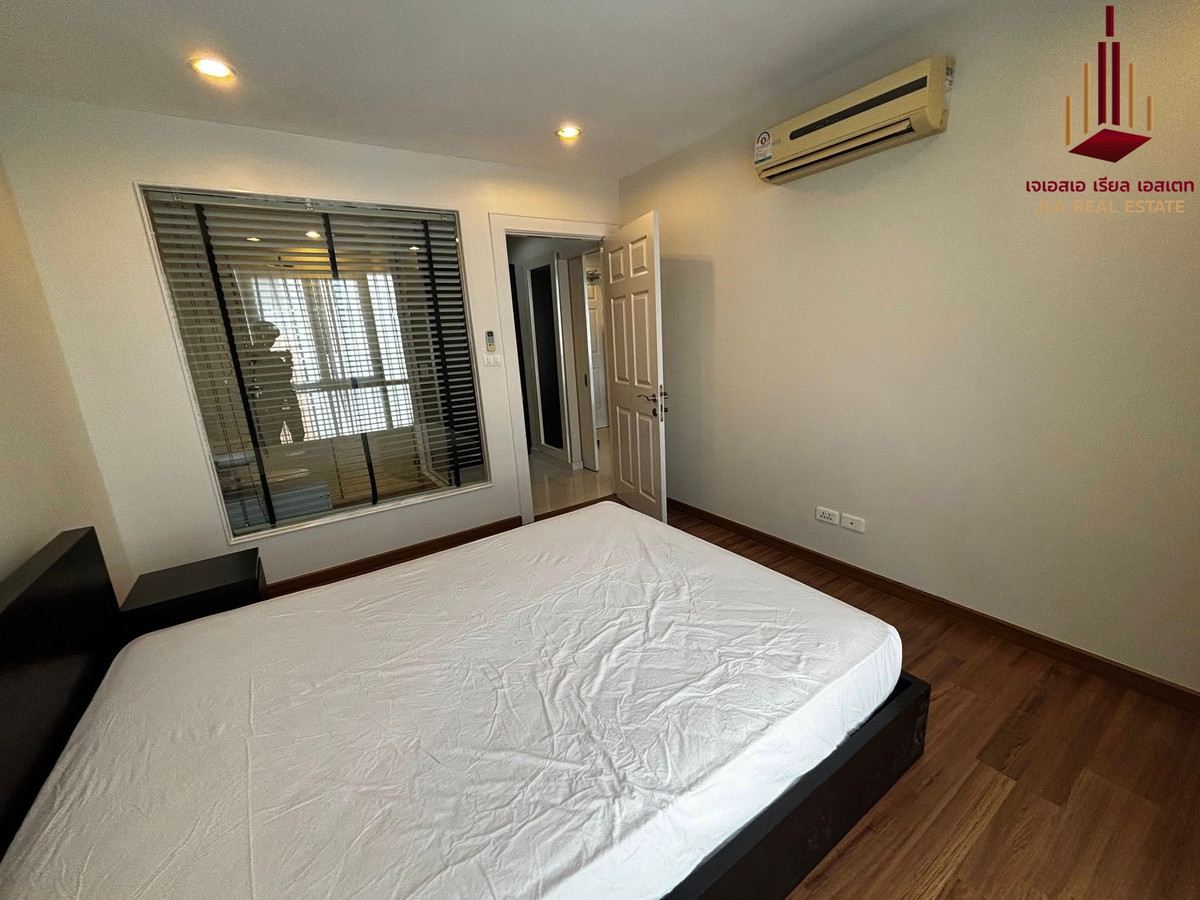 For RentCondoSilom, Saladaeng, Bangrak : ✨ For Rent: The Surawong By Chewathai Hup Soon Condo ✨ 💰 Only 20,000 THB/month