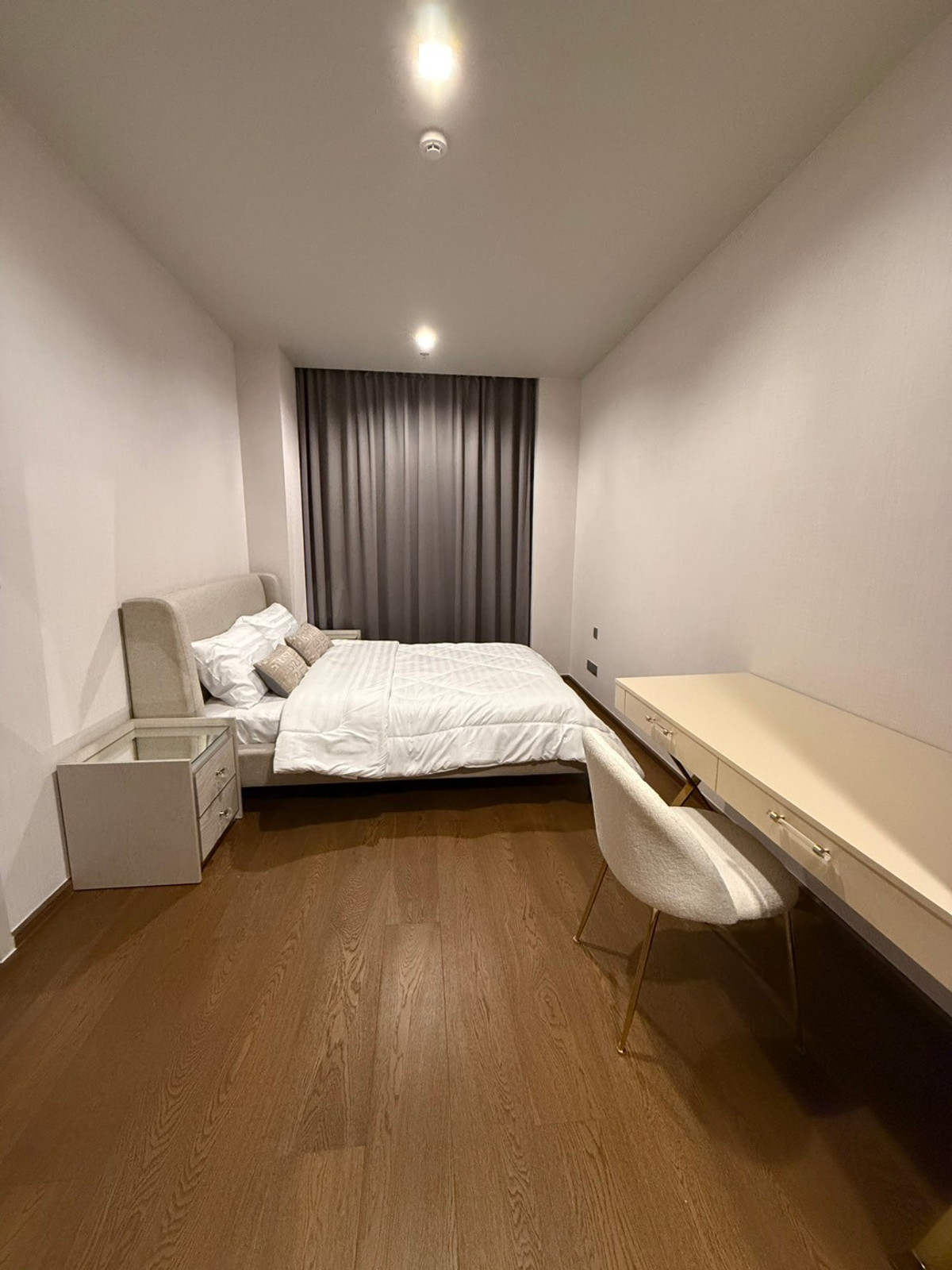 ให้เช่าคอนโดสุขุมวิท อโศก ทองหล่อ : 🔥ให้เช่าด่วน 🔥Ideo Q Sukhumvit 36 ห้องสภาพใหม่ใจกลางทองหล่อ  วิวโล่ง มีอ่างแช่น้ำ เฟอร์นิเจอร์ครบ พร้อมเข้าอยู่ ❗