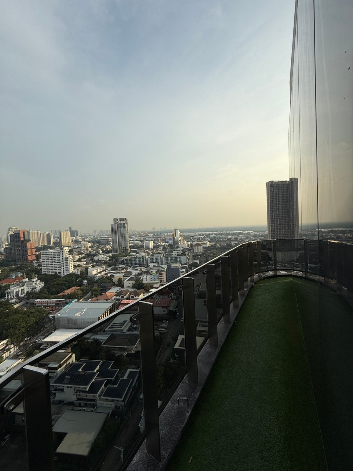 ให้เช่าคอนโดสุขุมวิท อโศก ทองหล่อ : 🔥ให้เช่าด่วน 🔥Ideo Q Sukhumvit 36 ห้องสภาพใหม่ใจกลางทองหล่อ  วิวโล่ง มีอ่างแช่น้ำ เฟอร์นิเจอร์ครบ พร้อมเข้าอยู่ ❗