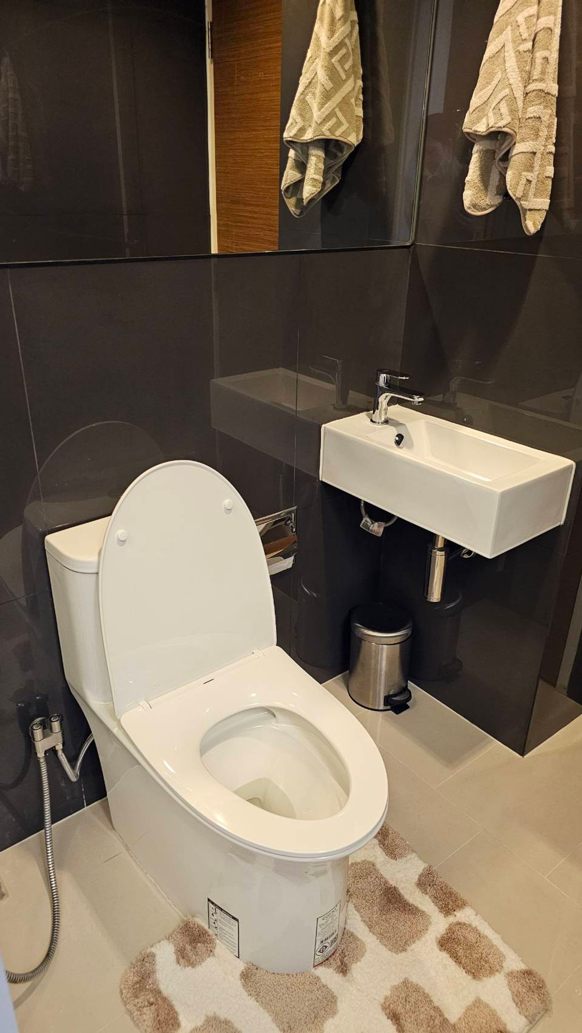 ขายคอนโดสะพานควาย จตุจักร : ✨🔥  For Sale / For Rent  :   Rhythm Phahon-Ari  Condo  🔥