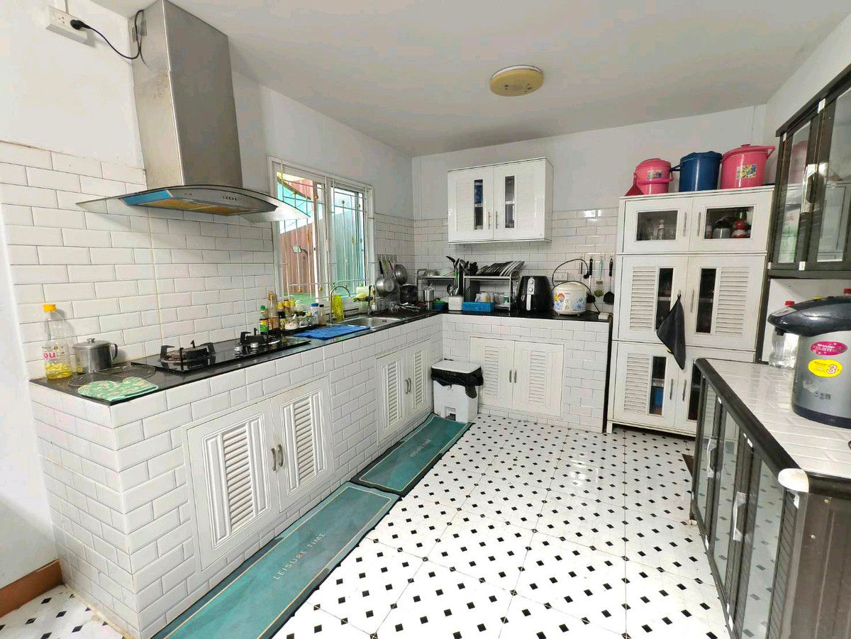 ขายบ้านมีนบุรี-ร่มเกล้า : บ้านนันททวี 4 รีสอร์ท ราคาถูกมาก 4 ห้องนอน 72.6 วา 