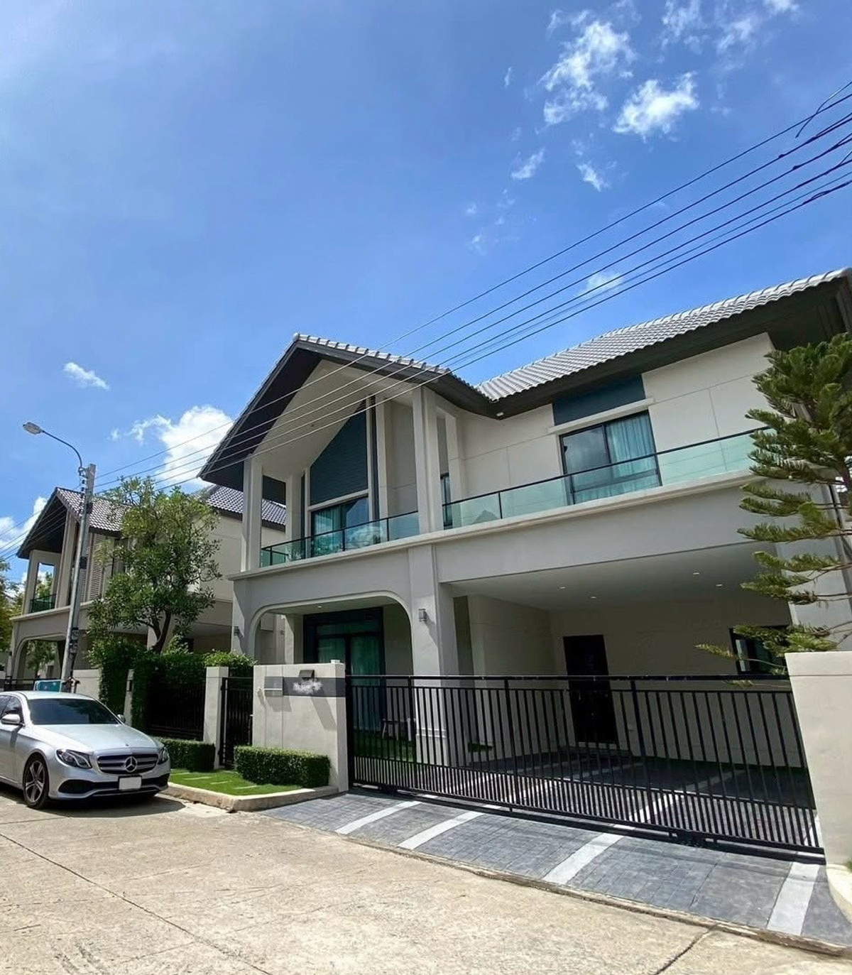 For RentHouseBangna, Bearing, Lasalle : ปรับราคาลง! ให้เช่าบ้านเดี่ยวหรู บางกอกบูเลอร์วาร์ด ศรีนครินทร์–บางนา ใกล้ mega bangna 