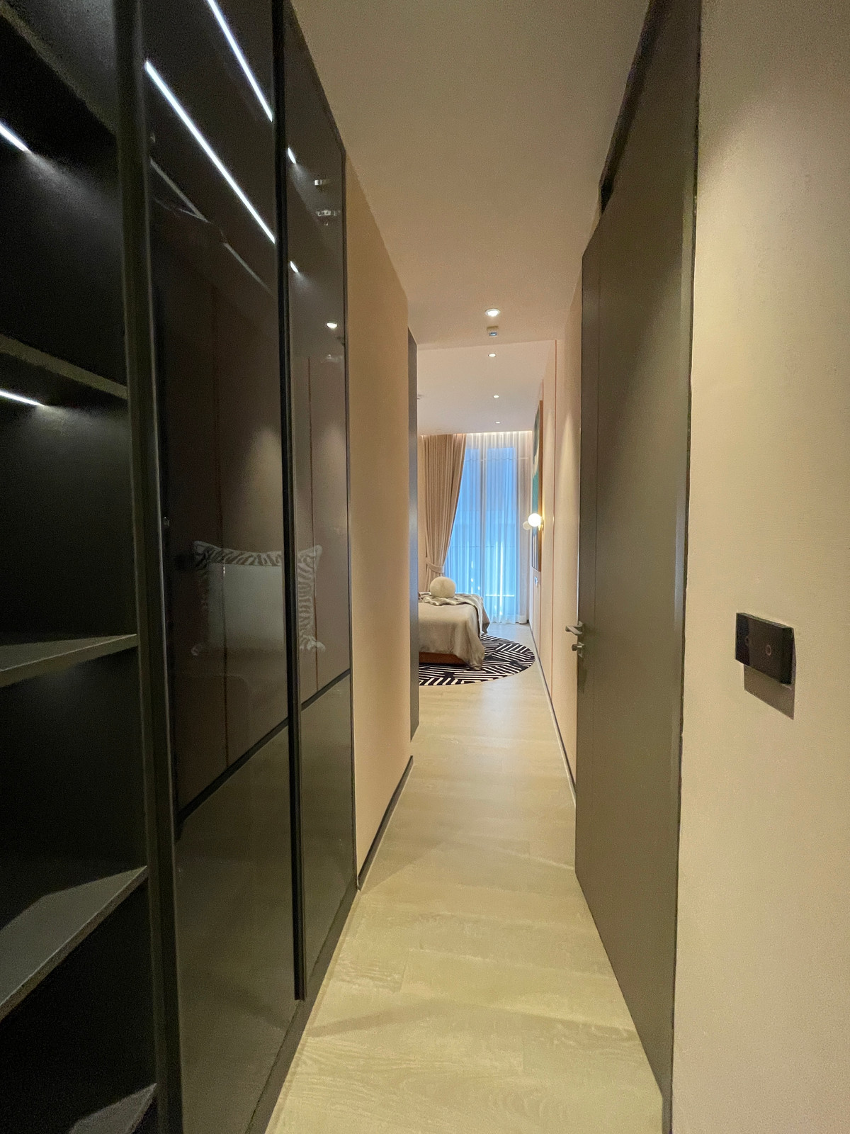 For SaleCondoSukhumvit, Asoke, Thonglor : Condo for sale, best price! Hyde Heritage Thonglor, 36th floor, beautiful view, north, panoramic city view, 3 bedrooms, fully furnished, ready to move in, usable area 136 sq m. Super Luxury Condo, next to Sukhumvit, near BTS Thonglor.