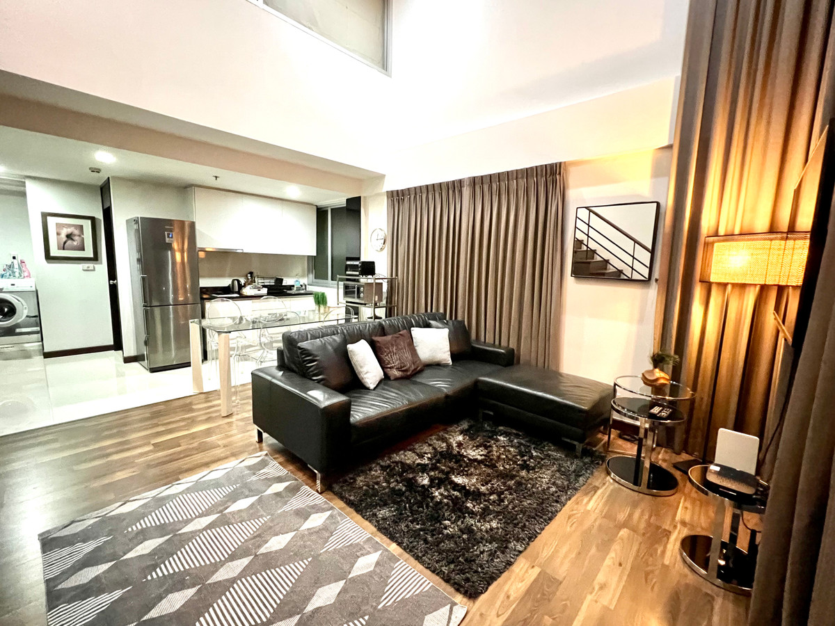 ขายคอนโดวิทยุ ชิดลม หลังสวน : ขายด่วน คอนโด เดอะราชดำริ ปทุมวัน ห้อง Duplex ชั้นสูง วิวดี ตกแต่งครบพร้อมอยู่ 