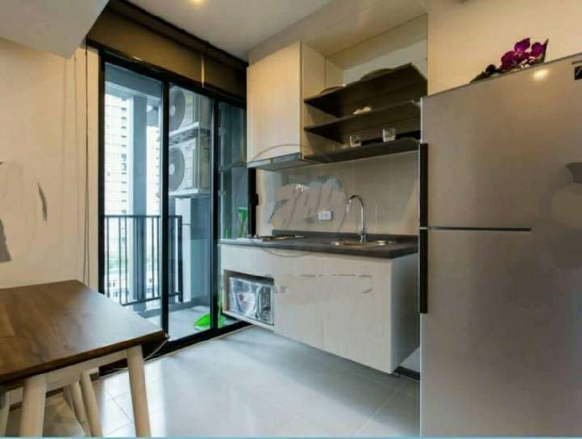 ขายคอนโดอ่อนนุช อุดมสุข : Condo for Sale: The Base Park West Sukhumvit 77 ใกล้ BTS อ่อนนุช