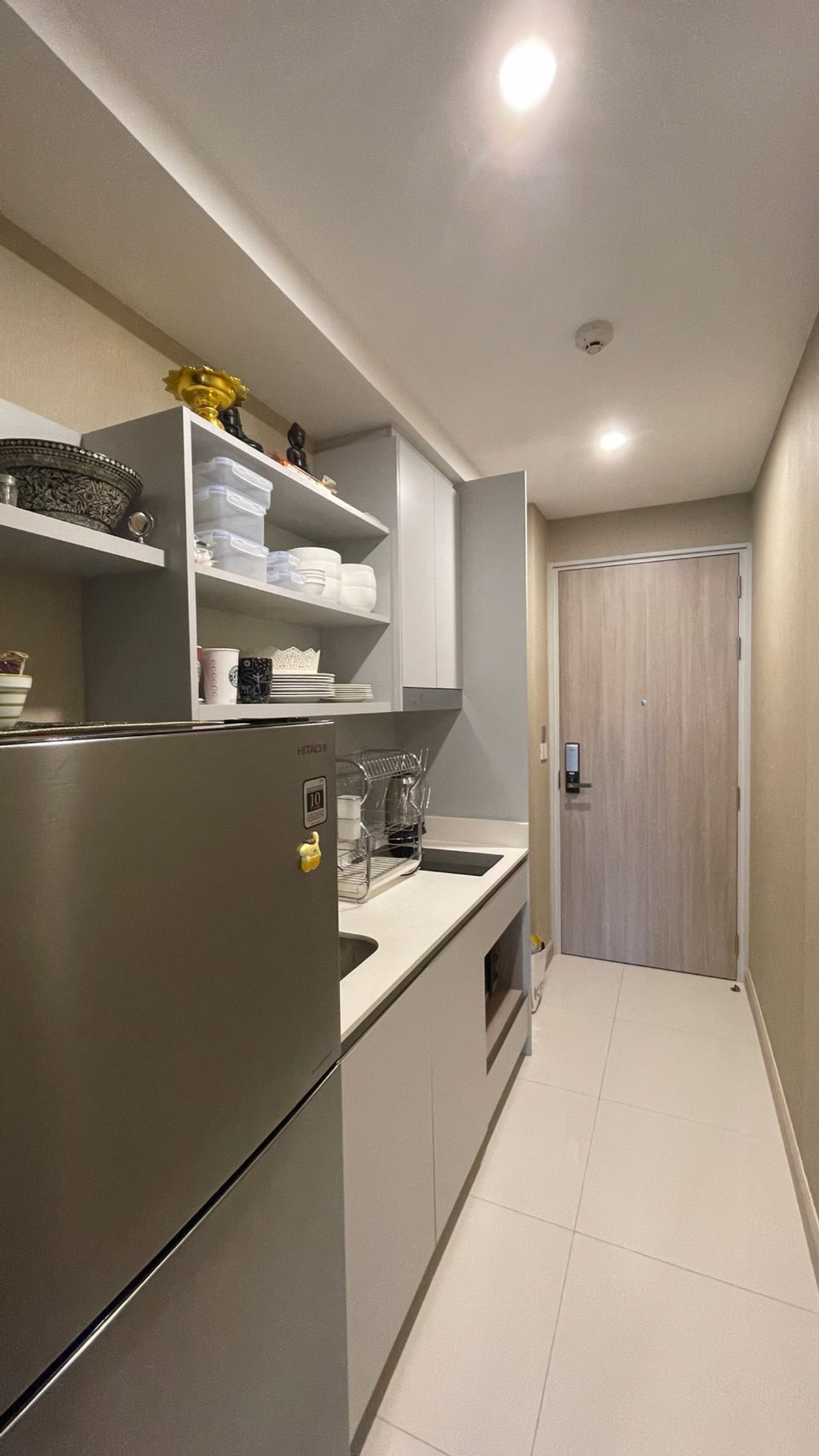 For RentCondoOnnut, Udomsuk : Sign Condo Sukhumvit 50, beautiful corner room, fully furnished, ready to move in. There is a shuttle to BTS.