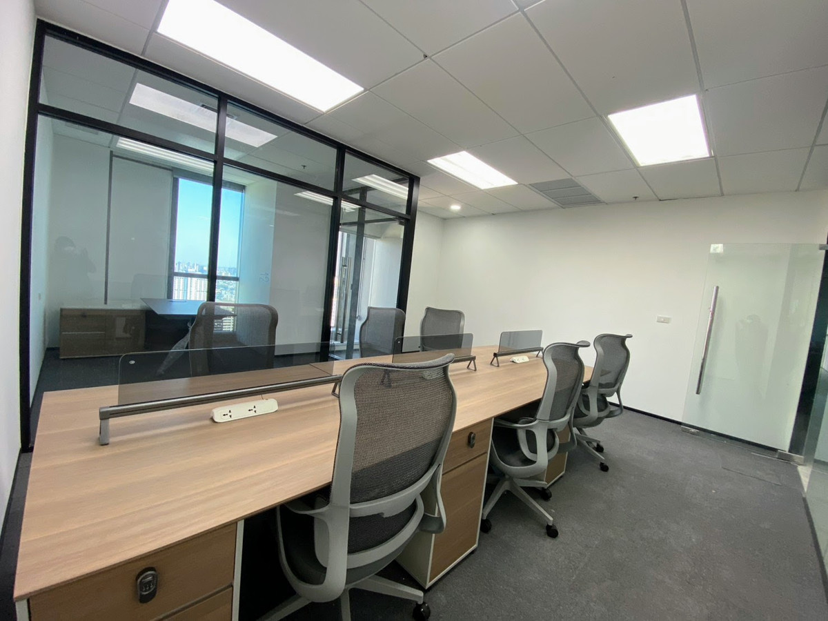 For RentOfficeRama9, Petchburi, RCA : WoKii @V One Tower 45sqm Service Office For RENT Fully Furnished Ready to Move Near MRT Phraram 9 Central Rama 9 Pra Ram 9 Hospital