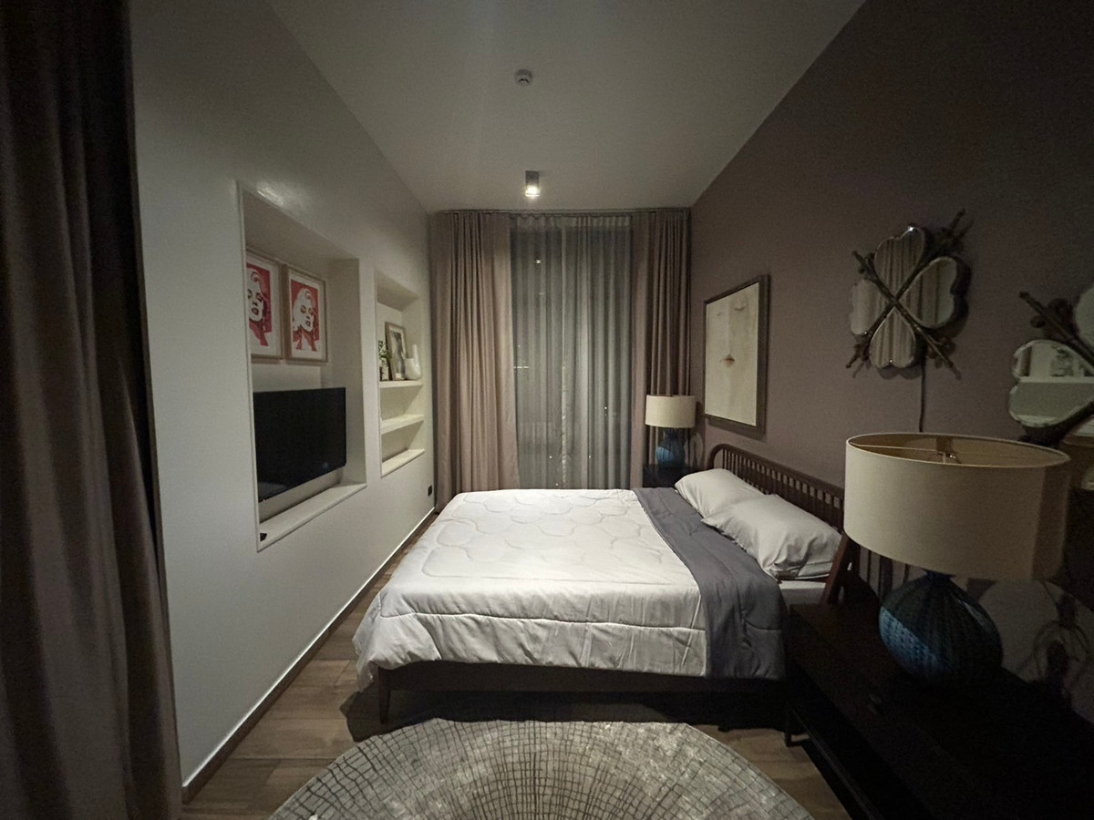 For RentCondoSukhumvit, Asoke, Thonglor : !! Beautiful room for rent, Condo The Lofts Asoke, near MRT Phetchaburi.