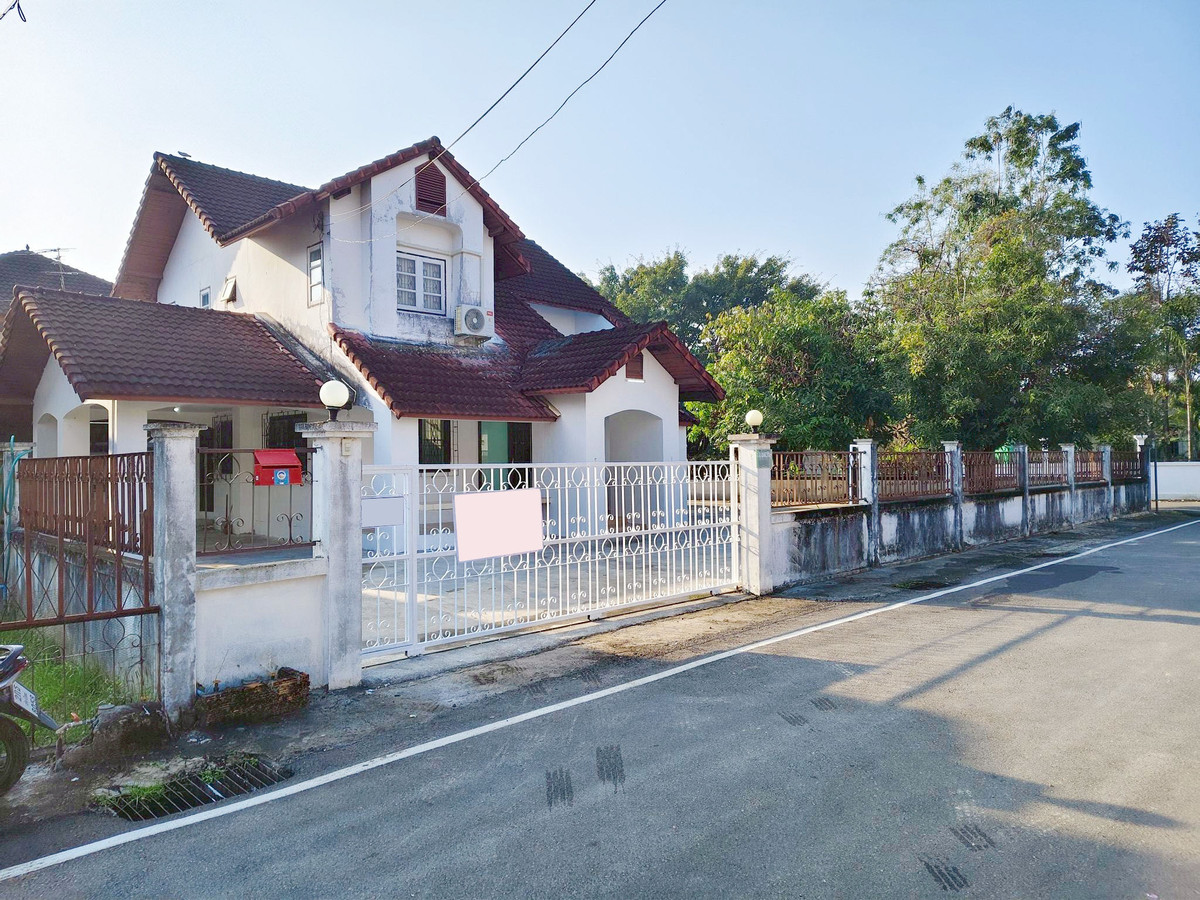 ให้เช่าบ้านเชียงใหม่ : บ้านให้เช่าเดือนละ 25,000 บาท เดินทางเพียง 5 นาทีถึงม.เชียงใหม่ No.3H133