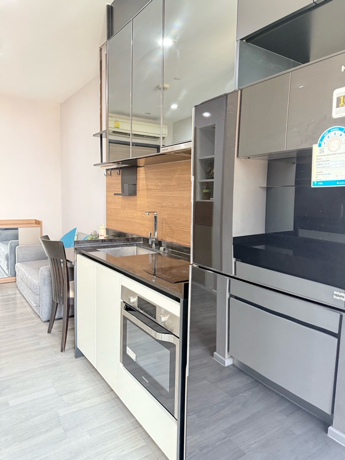 ให้เช่าคอนโดสาทร นราธิวาส : ‼️ว่างพร้อมเข้า ห้องรีโนเวทใหม่ THE ROOM SATHORN-ST.LOUIS