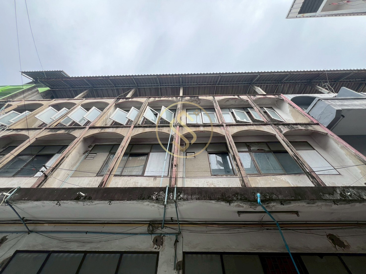 ให้เช่าอาคารพาณิชย์ท่าพระ ตลาดพลู วุฒากาศ : ให้เช่าด่วน อาคารพาณิชย์ 3 ชั้น 7 คูหาห่าง MRTจรัญ13  เพียง 100 เมตร ในชุมชนใกล้ตลาด 