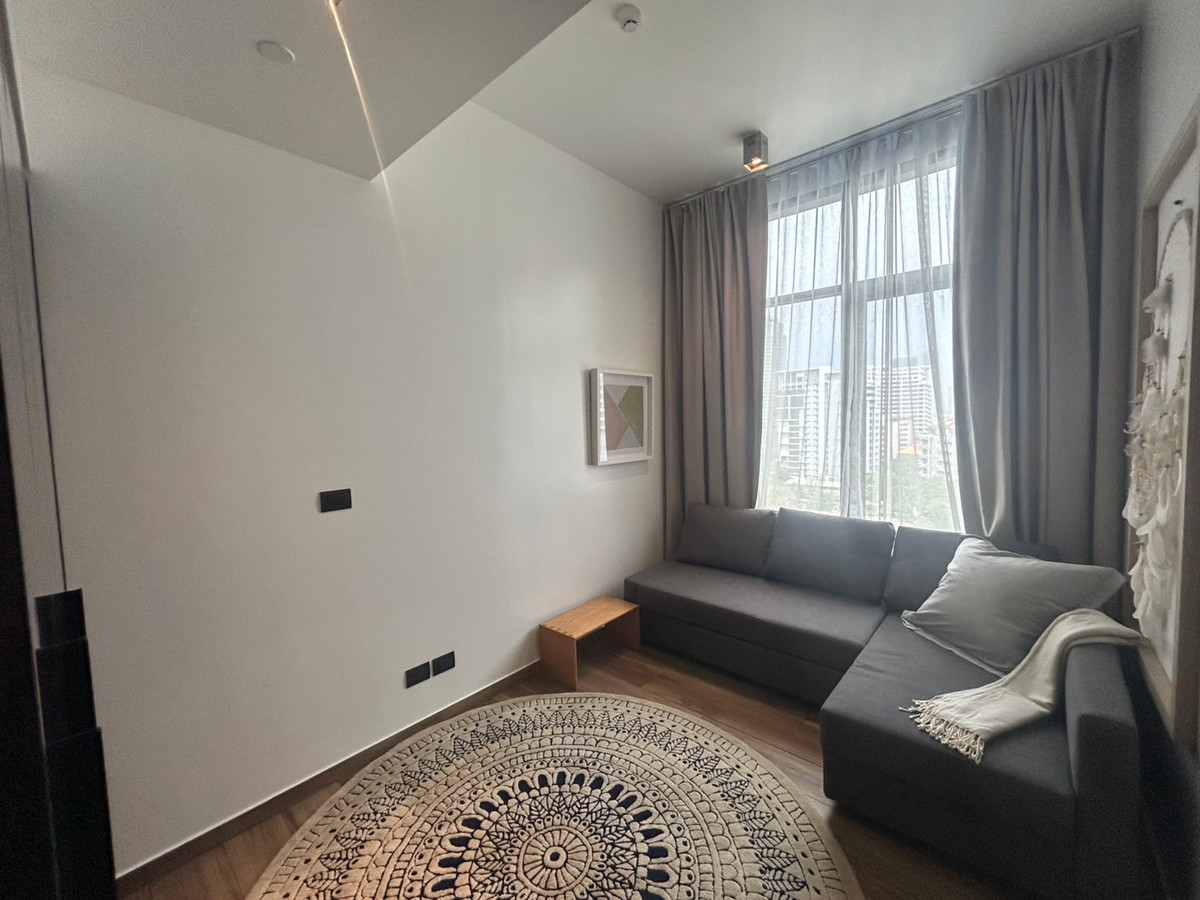 For RentCondoSukhumvit, Asoke, Thonglor : !! Beautiful room for rent, Condo The Lofts Asoke, near MRT Phetchaburi.